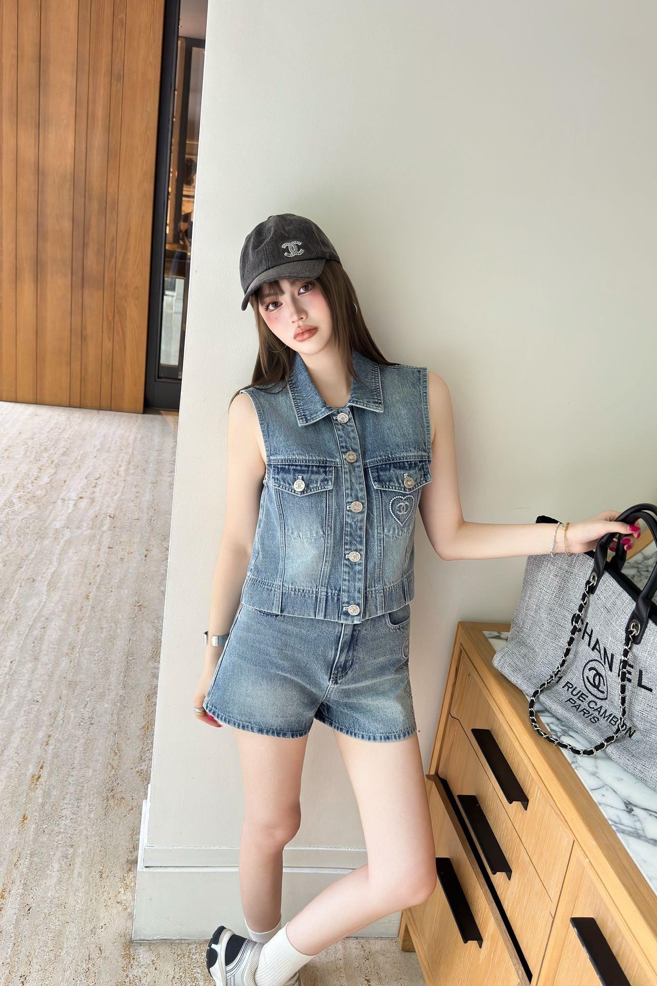 bb796260ca34d.jpg