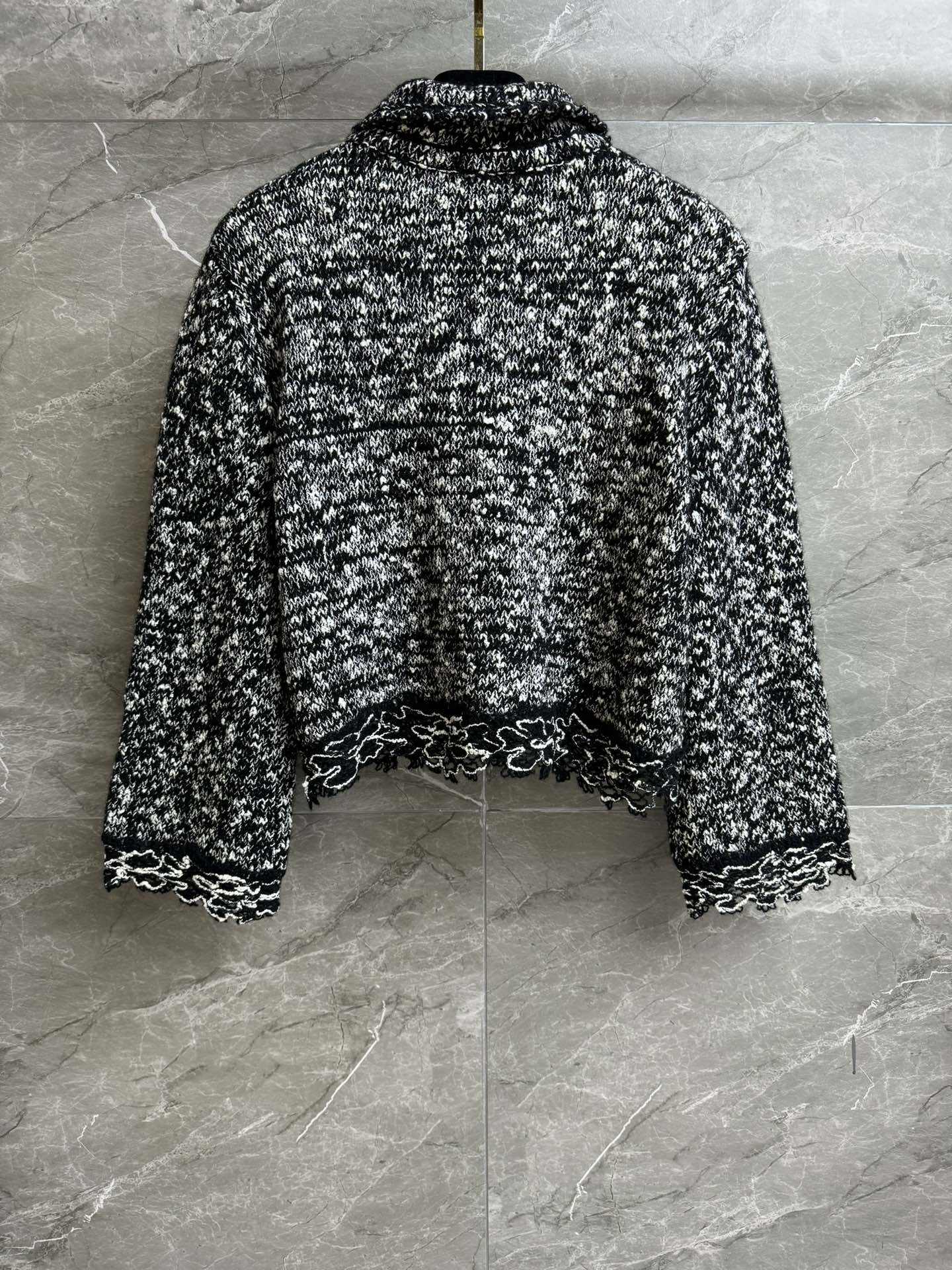 image_9.jpg