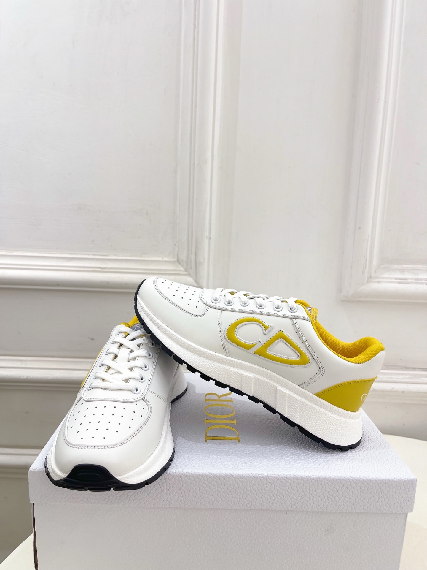 디* 25 신상 커플 운동화