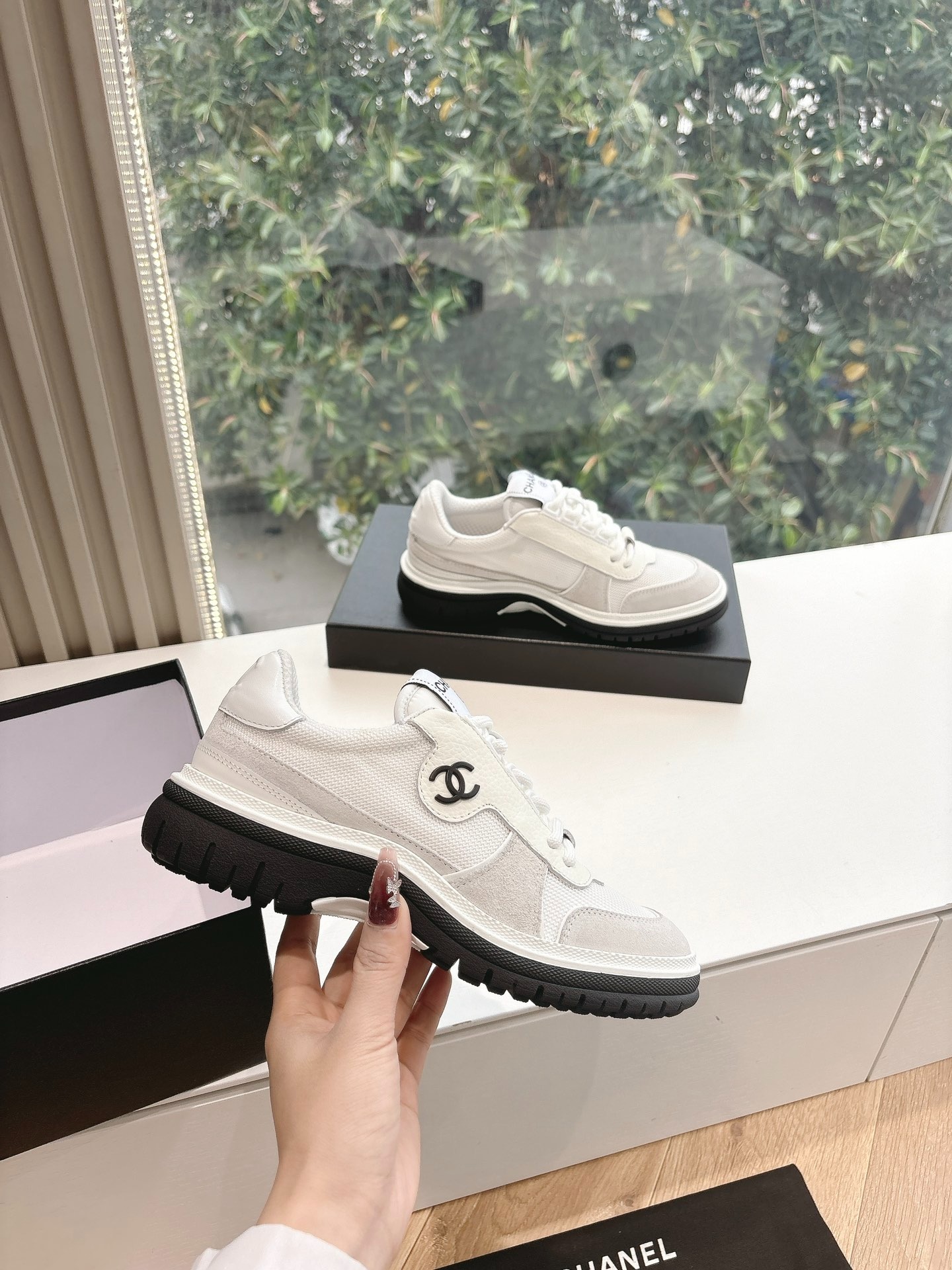 샤* 신상 스니커즈