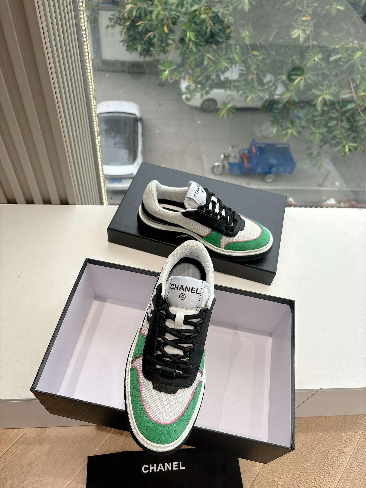 샤* 신상 스니커즈