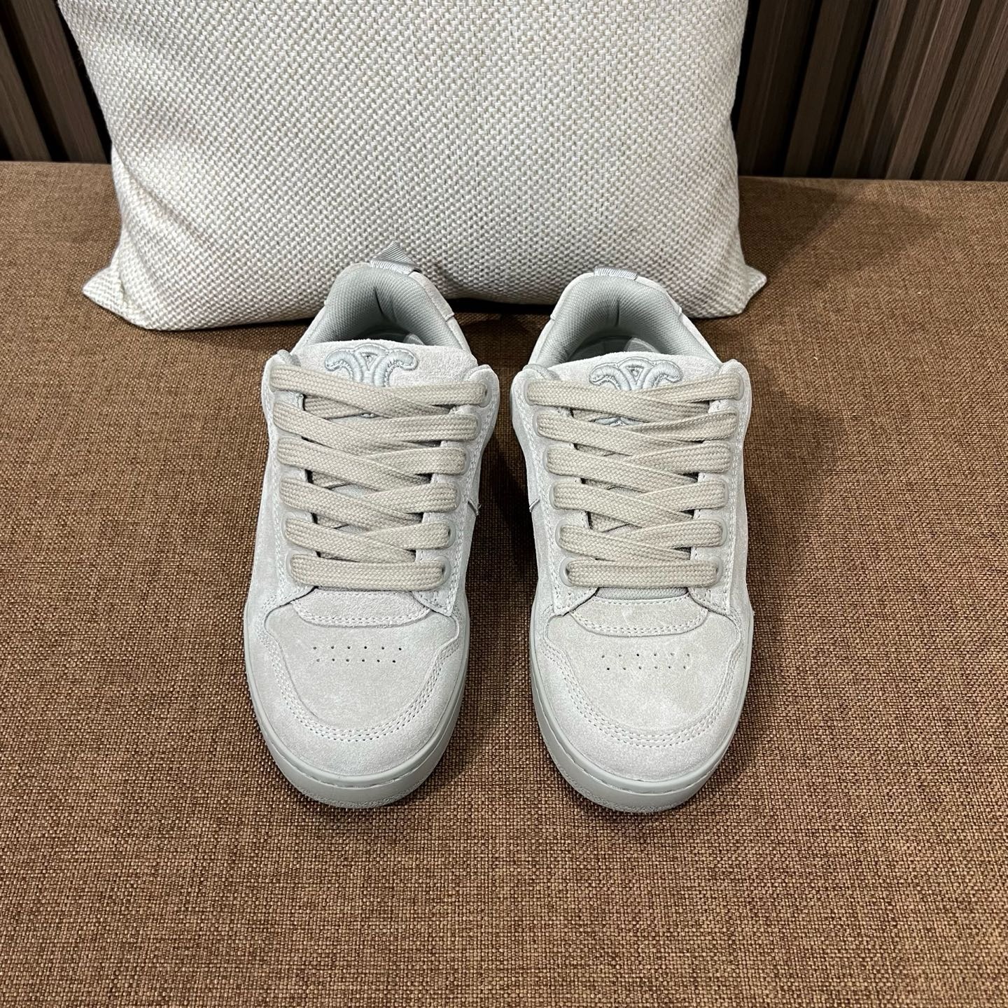 셀*느 25 초봄 캐주얼 스니커즈