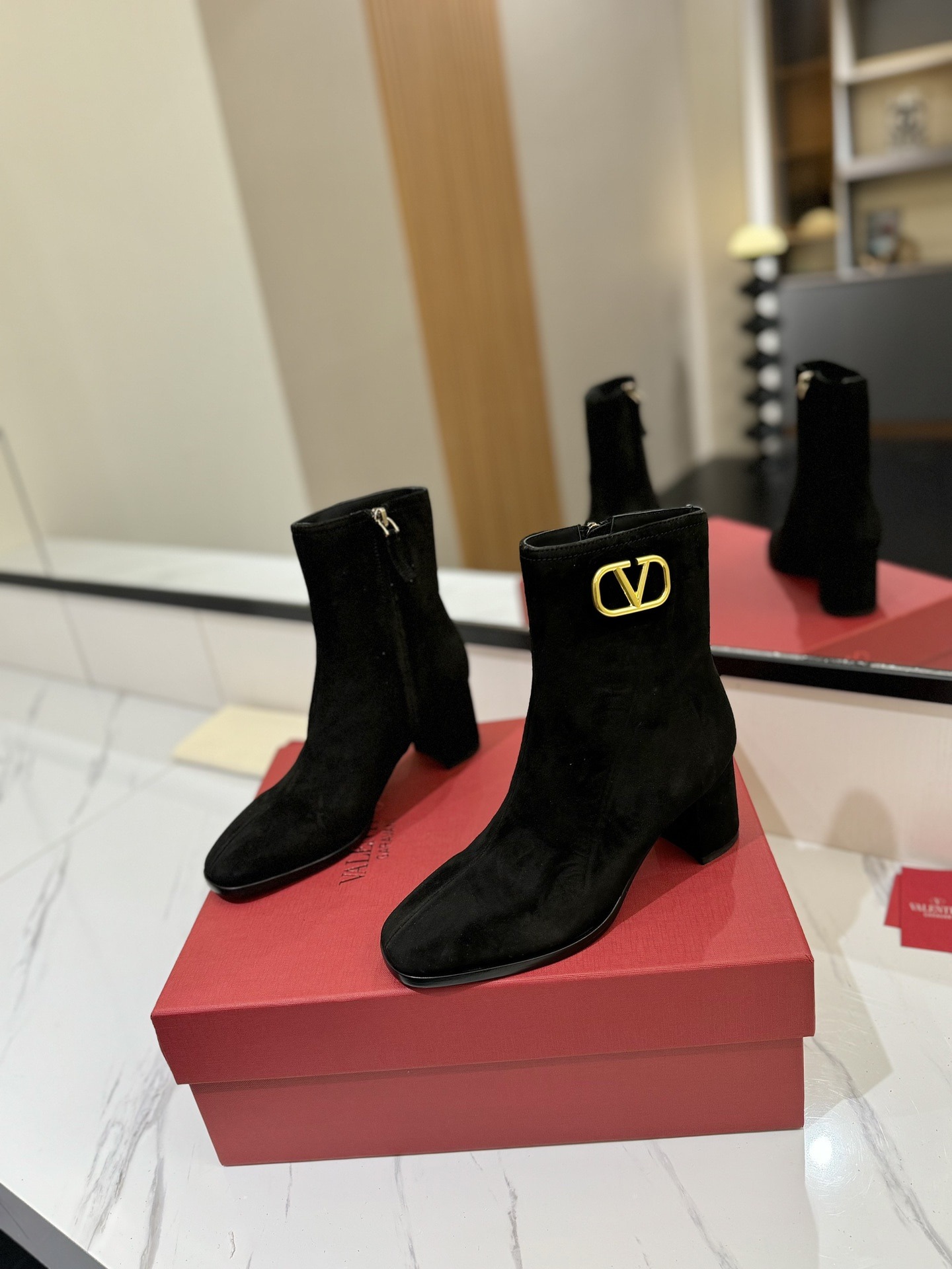 발*티노 신상 부츠