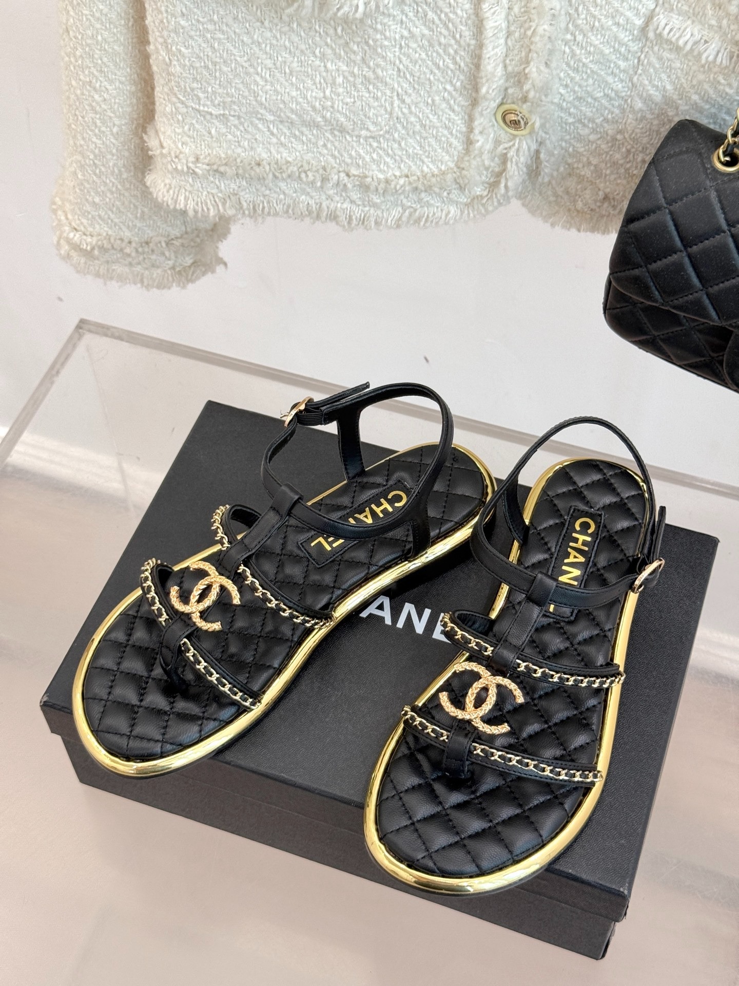 샤* 25 봄여름 신상 플랫 체인 더블 C 샌들