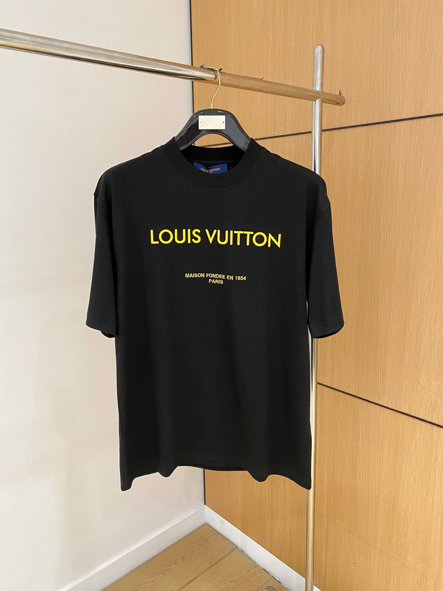 루*비통 25SS 봄여름 신상 라운드 티셔츠