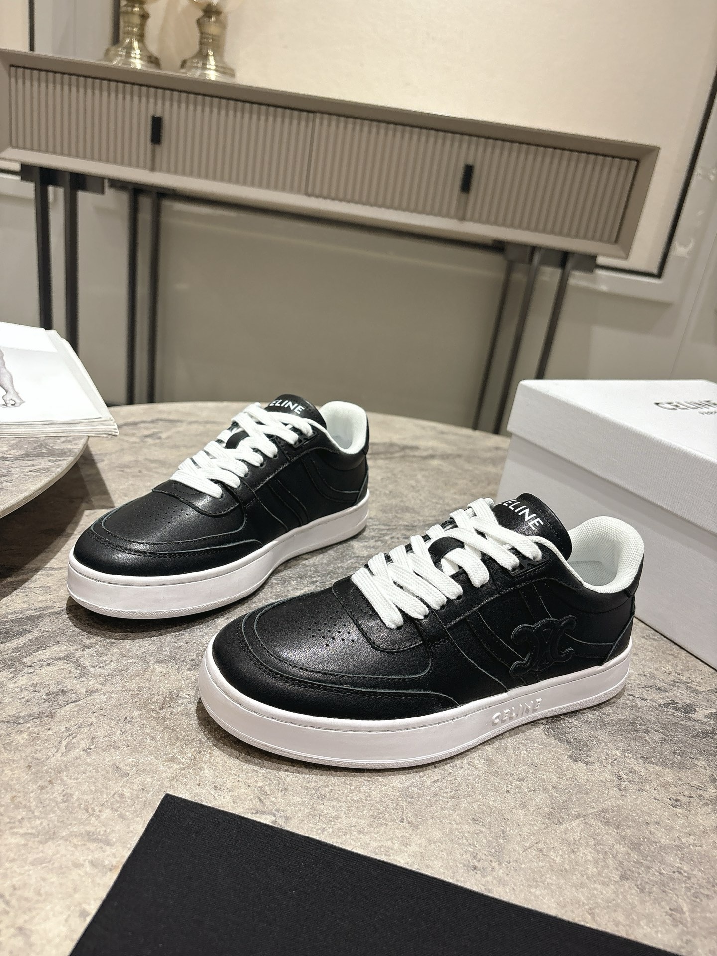 셀*느 25 신상 스니커즈 슬립온