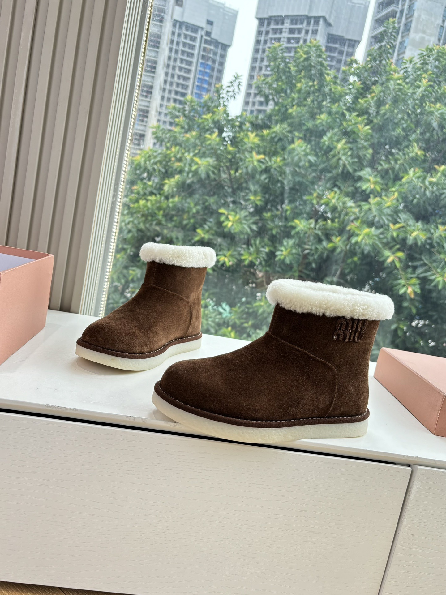 미*미* 최고급 신상 수입 양털 부츠