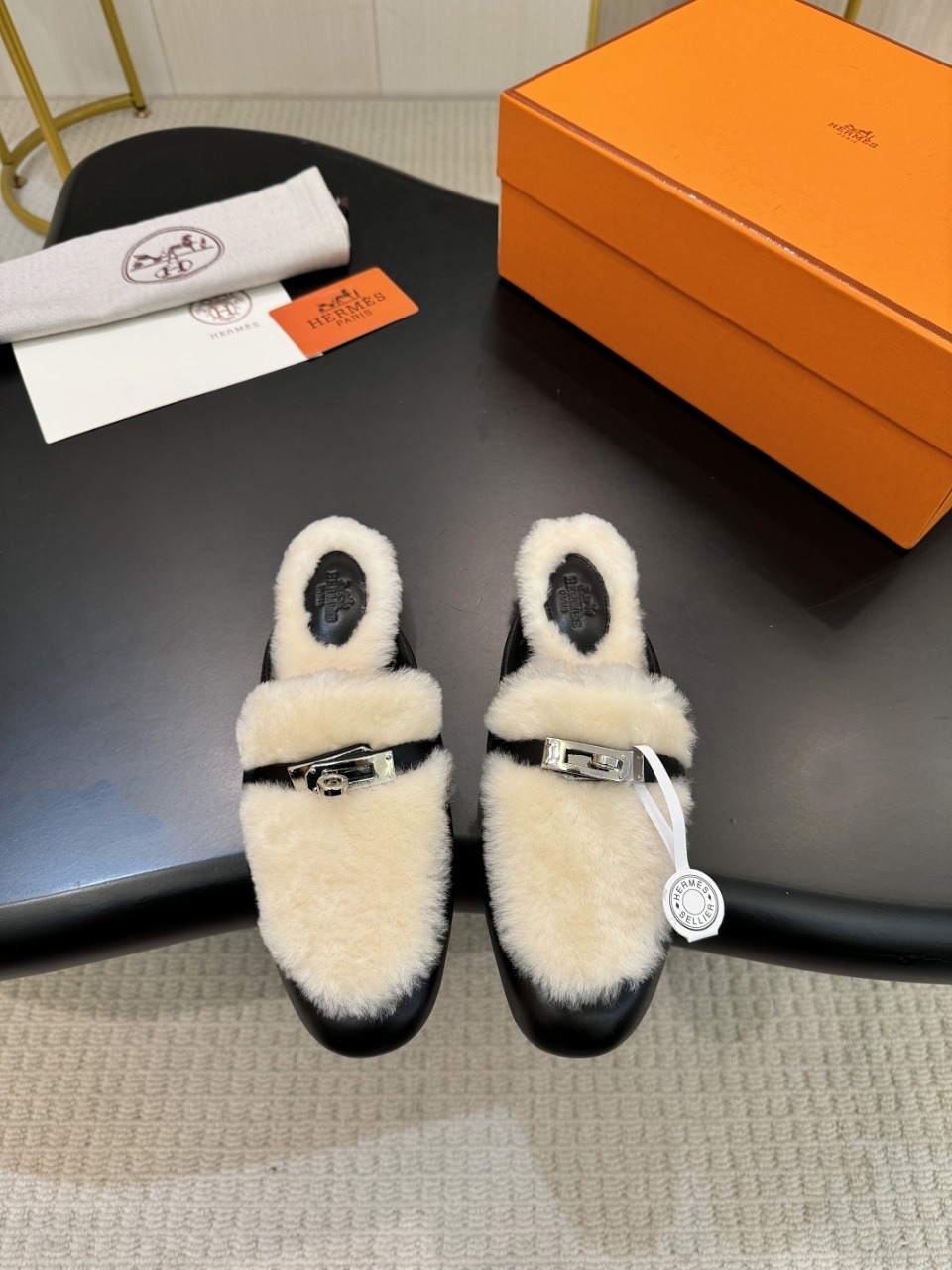 에*메스 25 가을 겨울 신상 켈리 털 슬리퍼