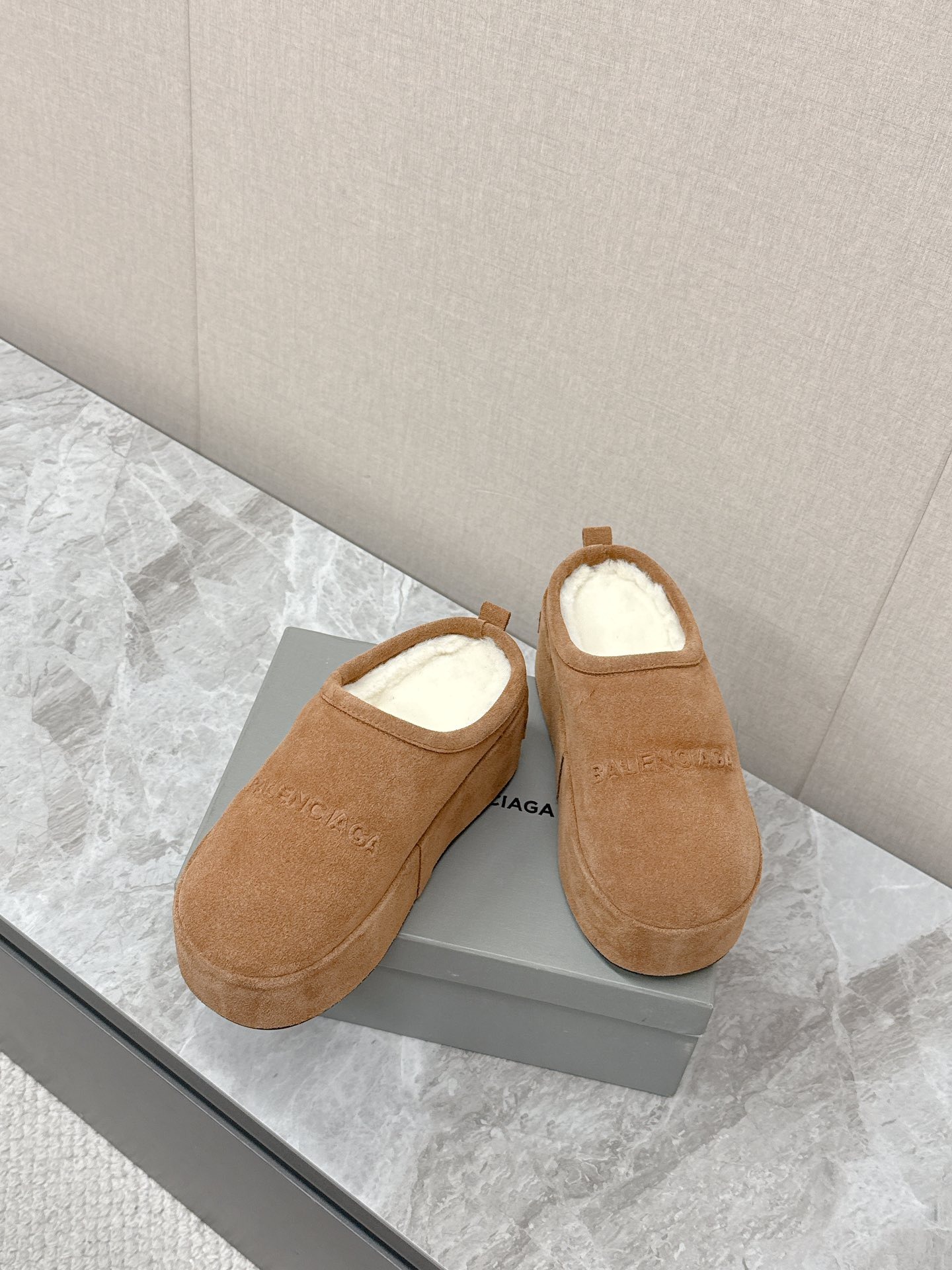 발*시아가 신상 통굽털 슬리퍼