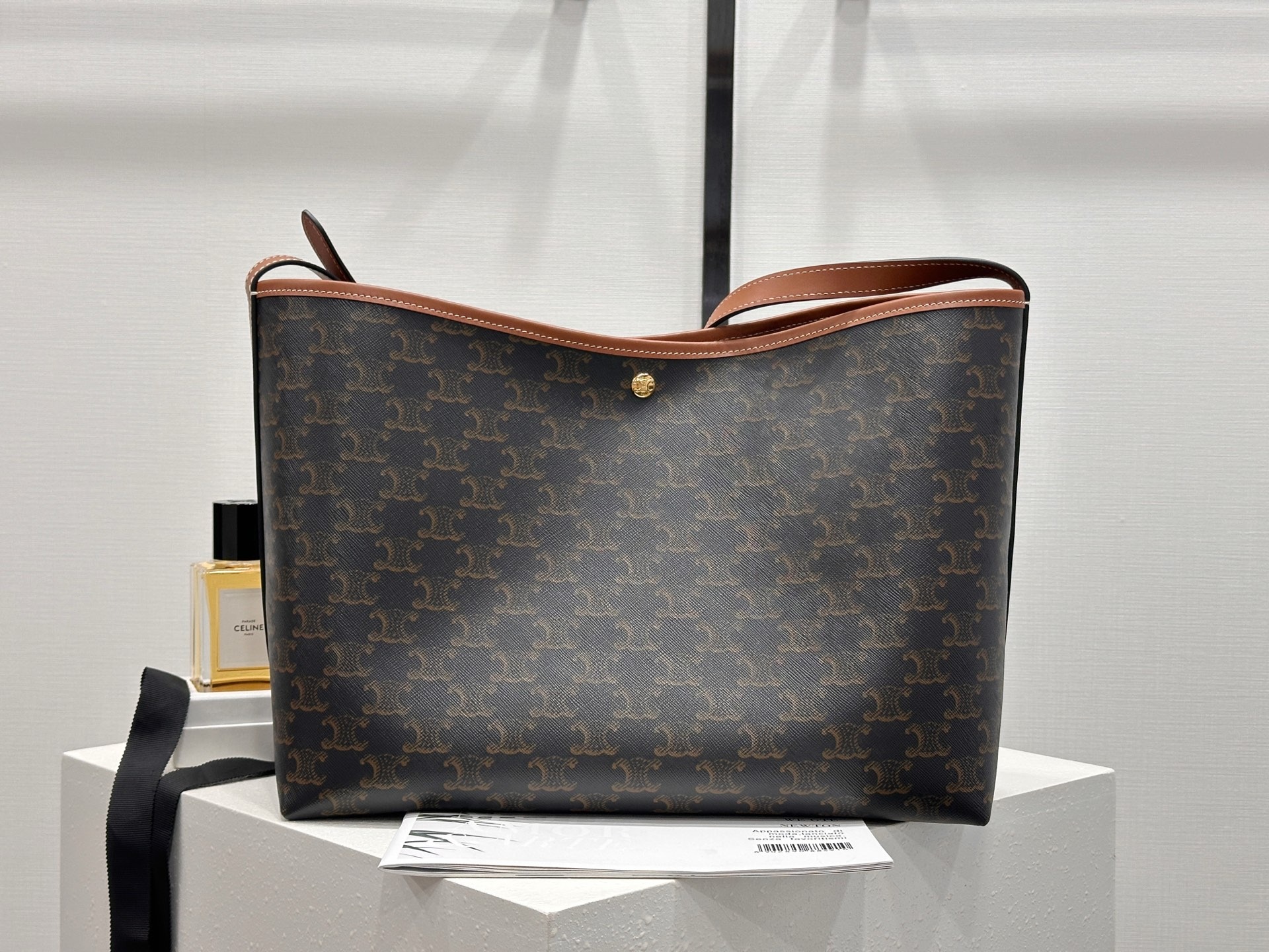 셀린느 소프트 쇼퍼백