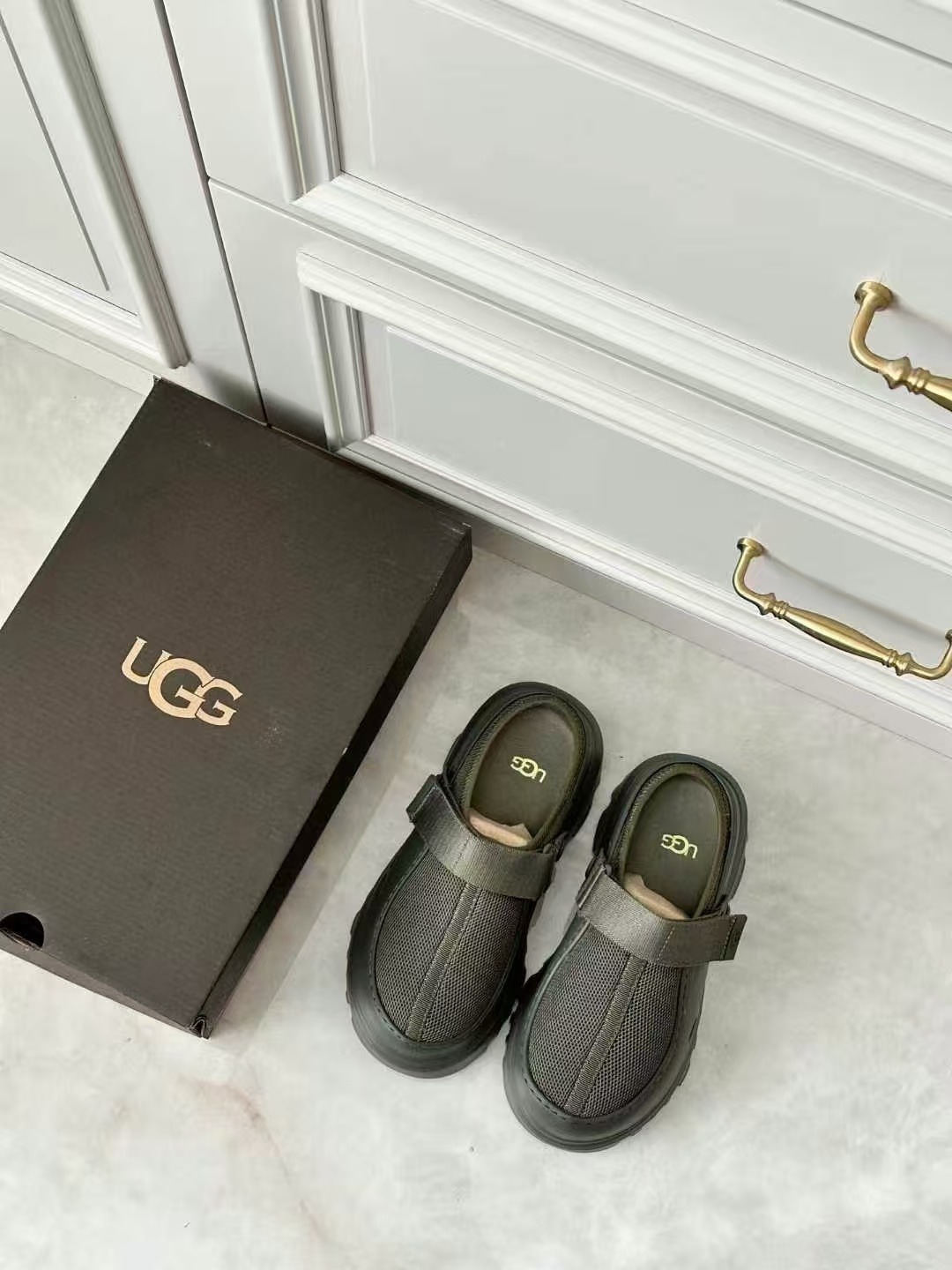 어* 봄 태즈먼 커플 슬리퍼