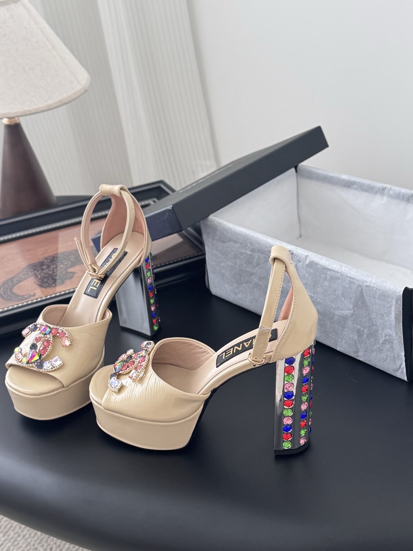 샤* 25K 이른 봄 플랫폼 핫피스 샌들