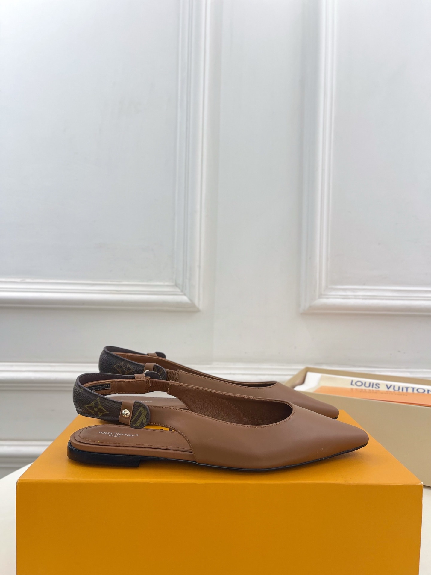 루*비통 25 신상 슬링백 힐