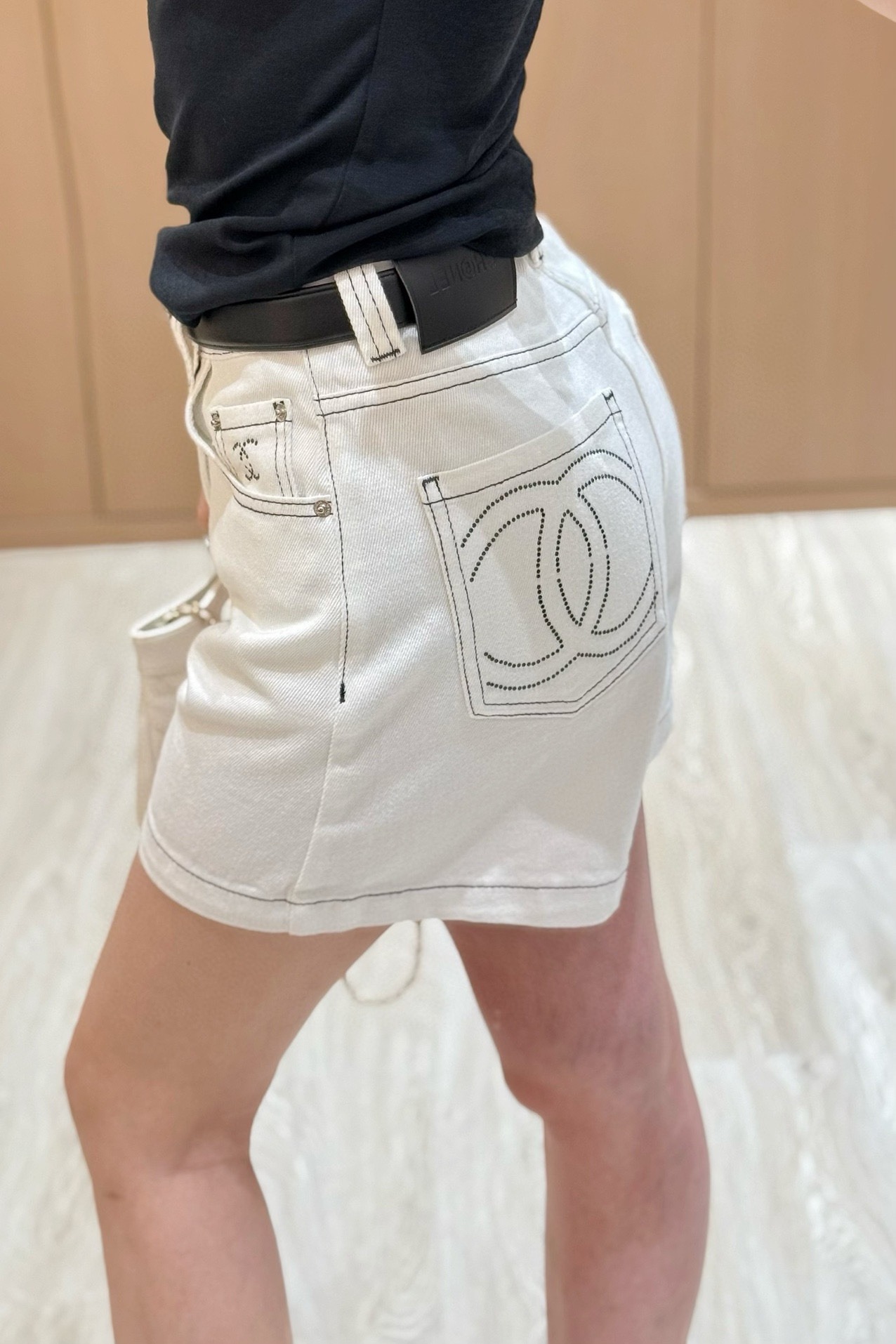 샤* 25 헤비데님 핫픽스 반바지