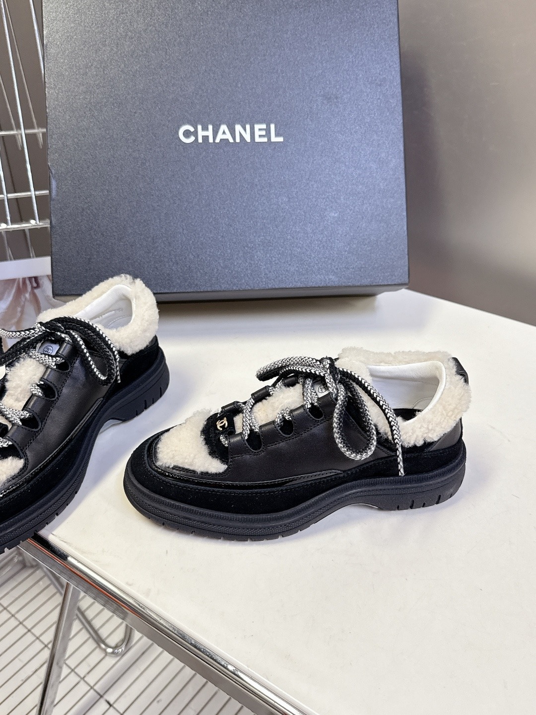 샤* 신상 25C 캐주얼 스니커즈