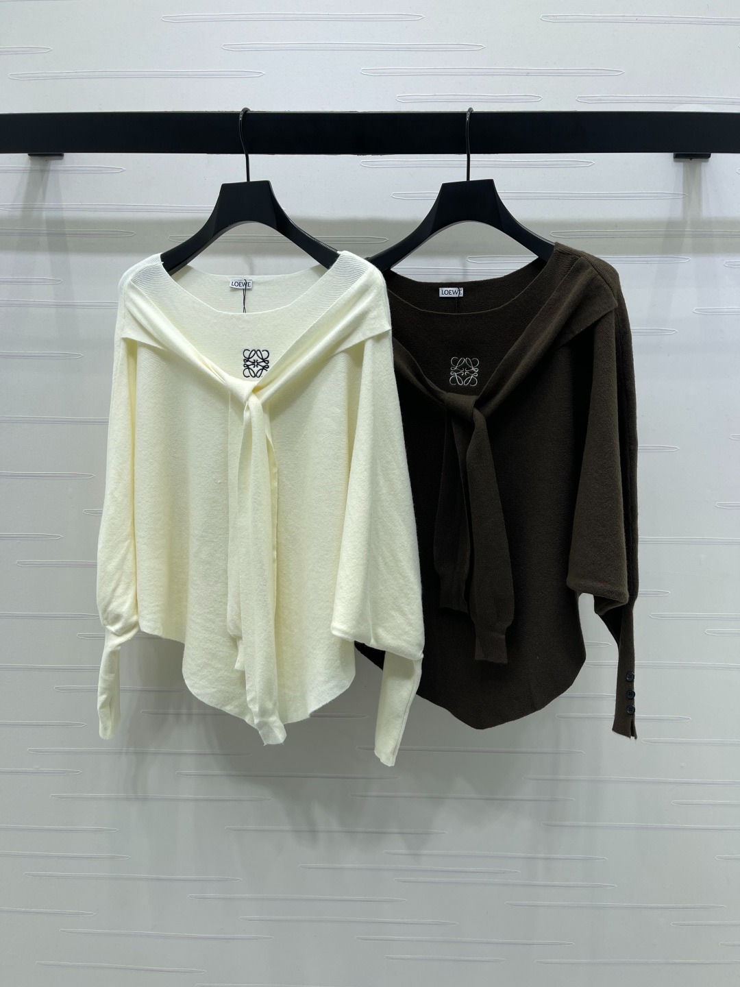 로*베 25 신상 라운드 니트 긴팔