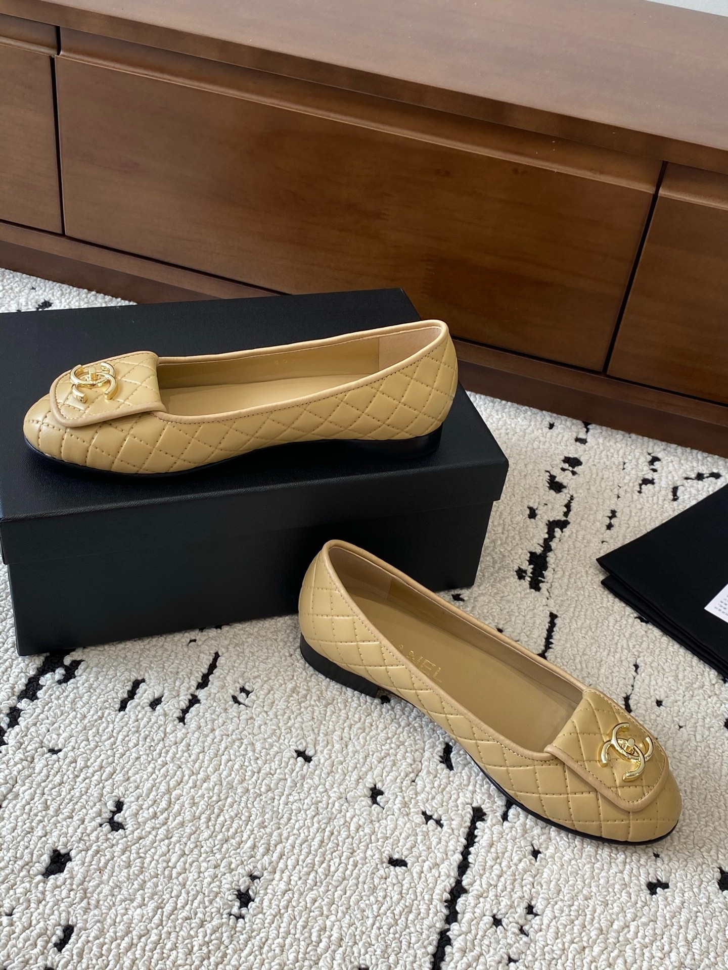 샤* 2025 가을/겨울 신상 메리제인 가죽