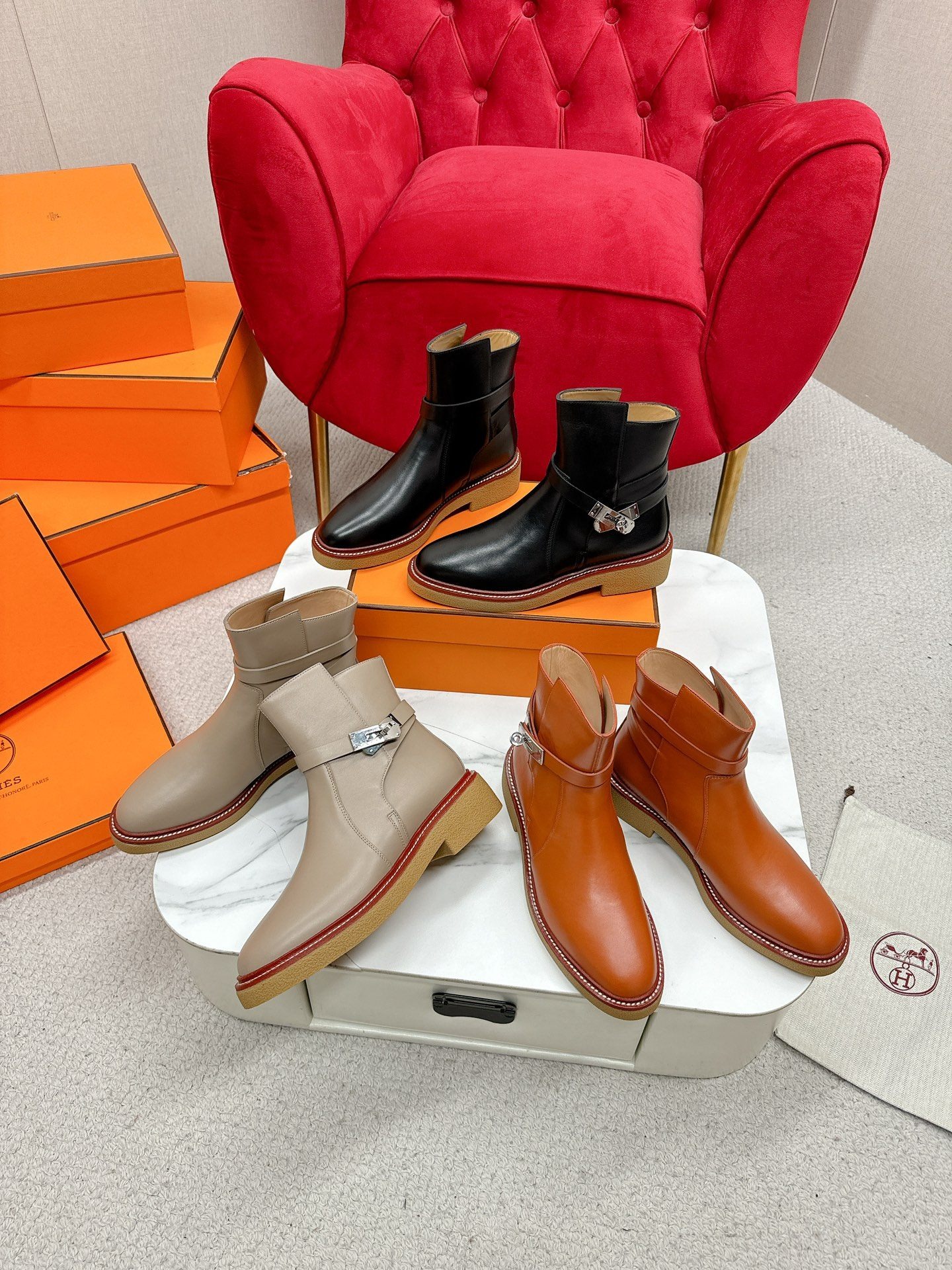 에*메스 신상 워킹 부츠