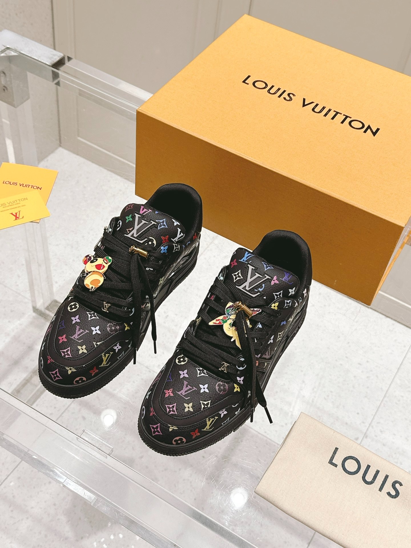 루*비통 무*카미 타카시 스니커즈 보드화