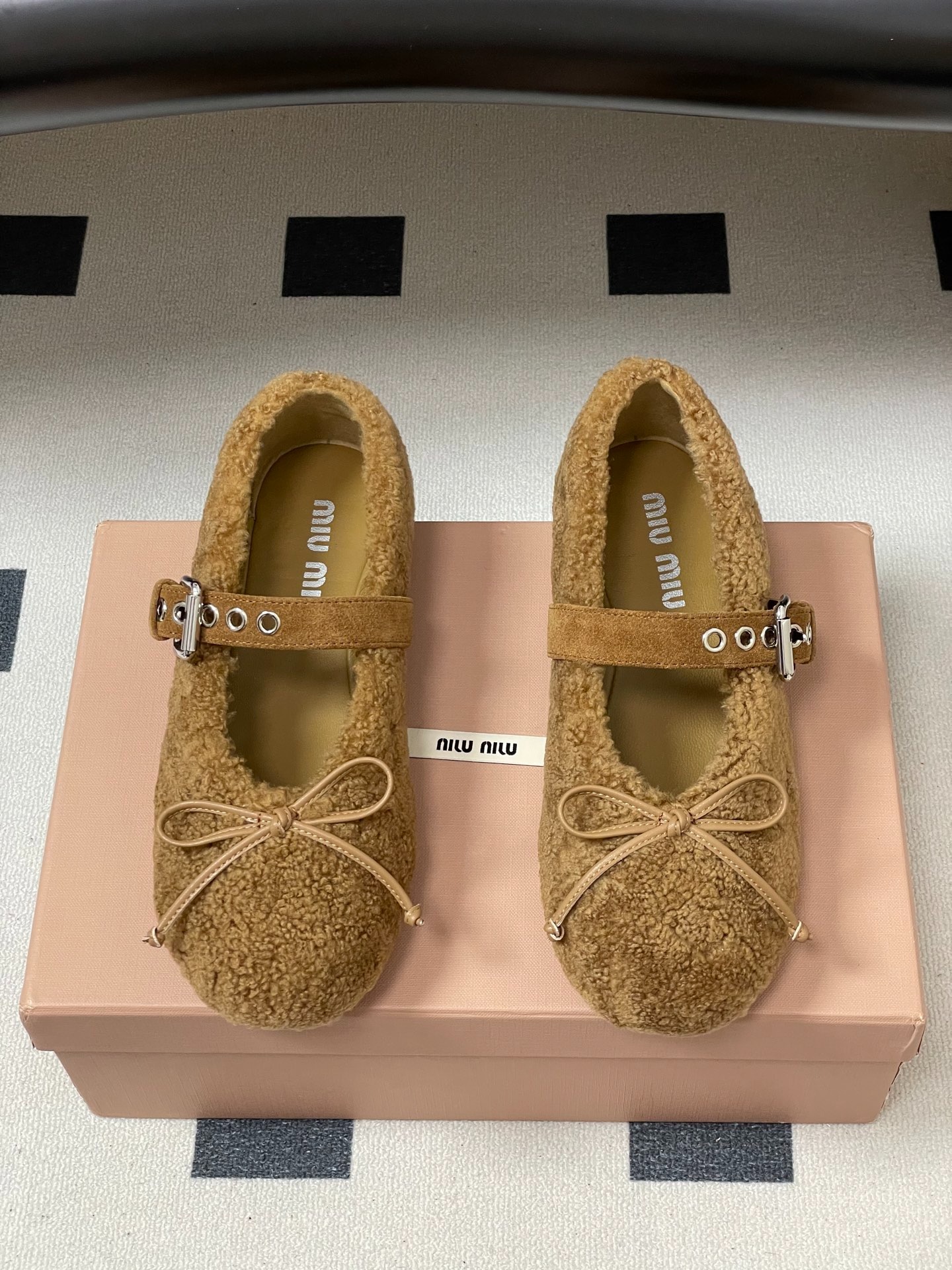 미*미* 25Ss 신상 메리제인 양털 발레단화