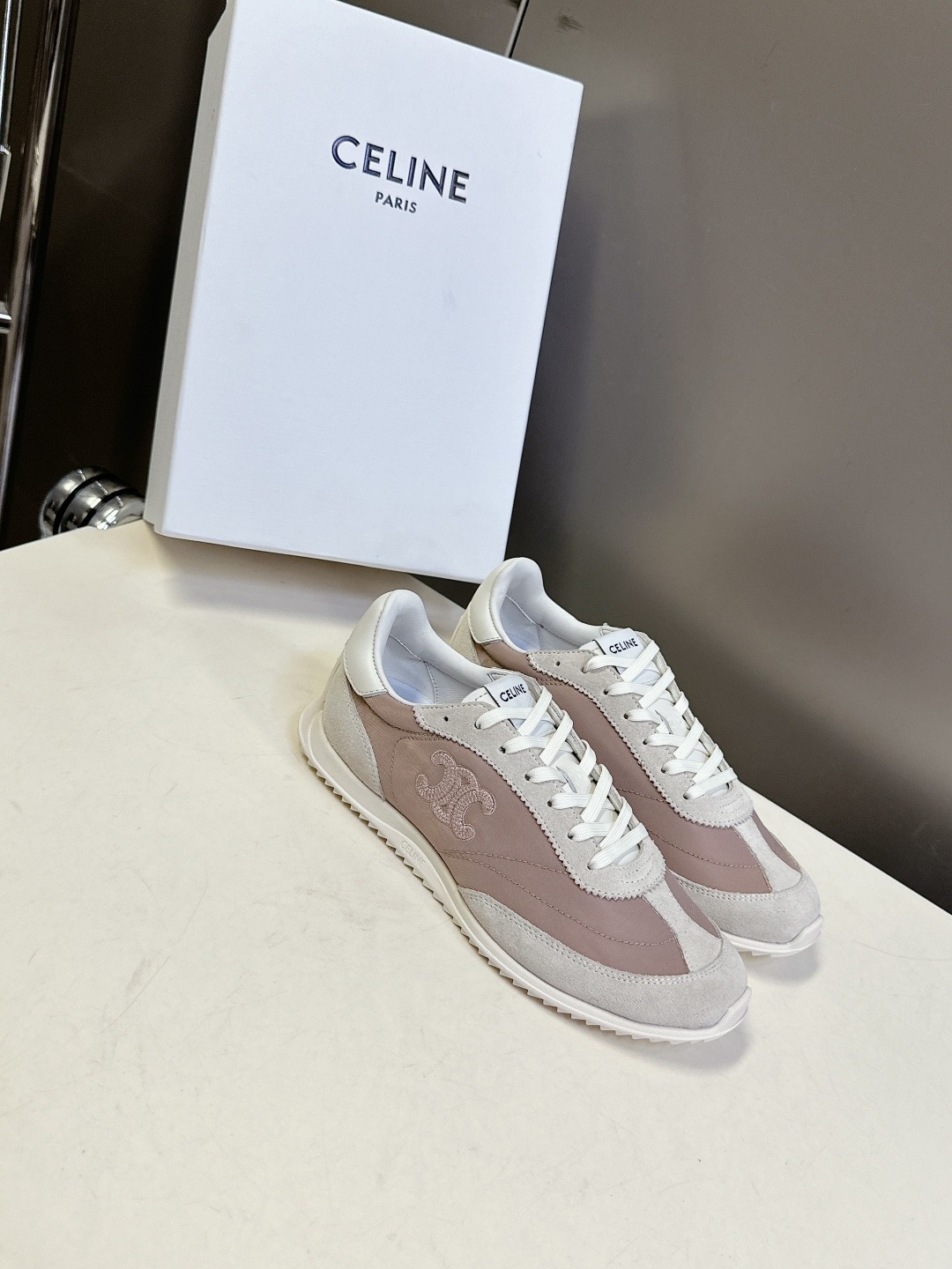 셀*느 봄여름 최신 운동화