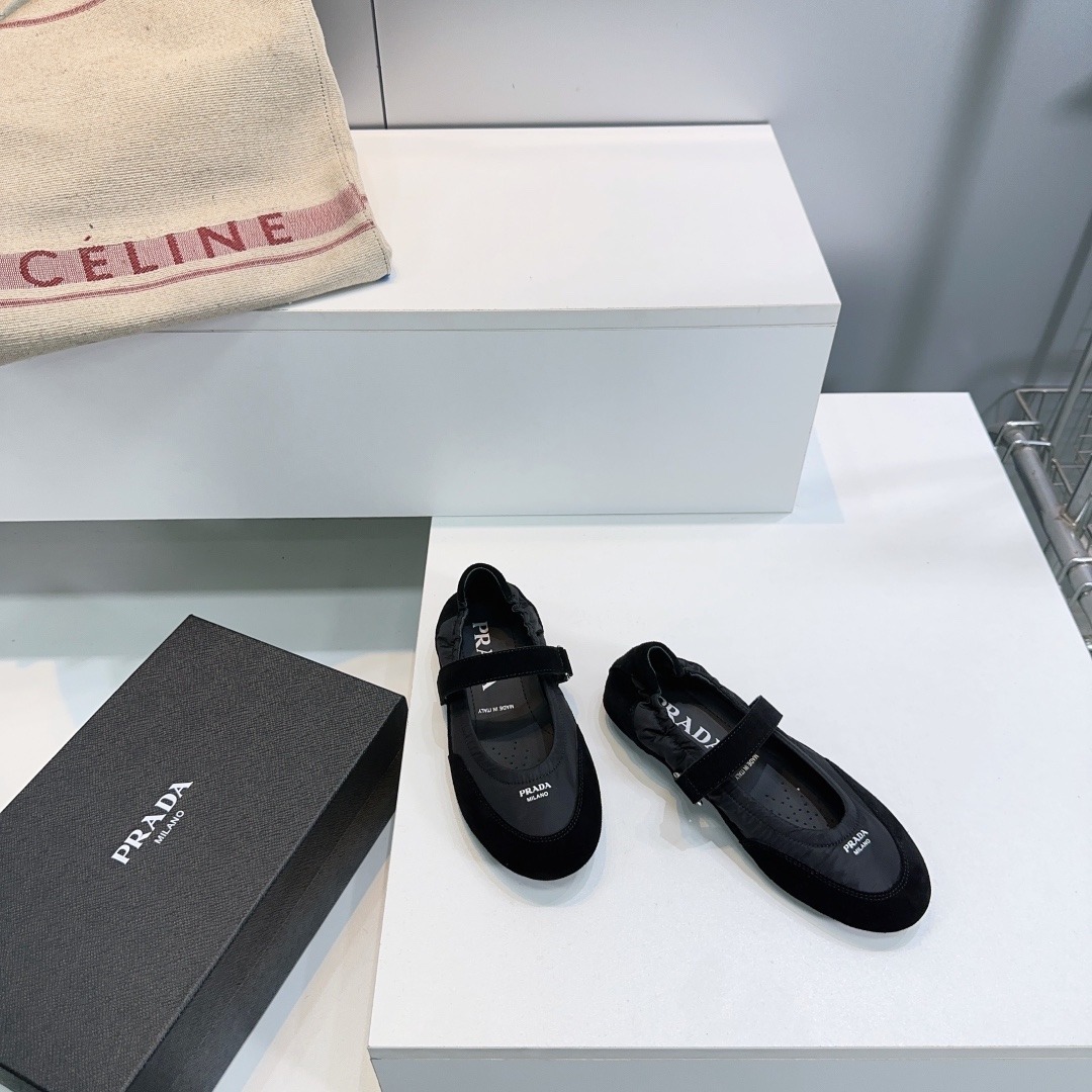 프*다 25 가을/겨울 신상 스트랩 드라이빙 슈즈