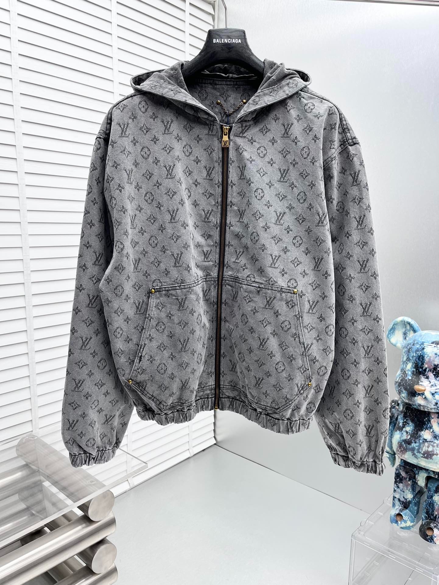 루*비통 25ss 신상 데님 후드 점퍼