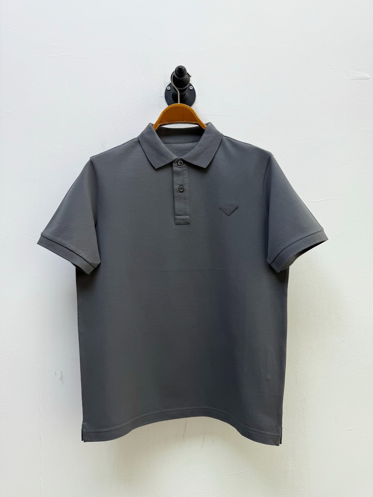 프*다 삼각 로고 칼라 폴로 셔츠