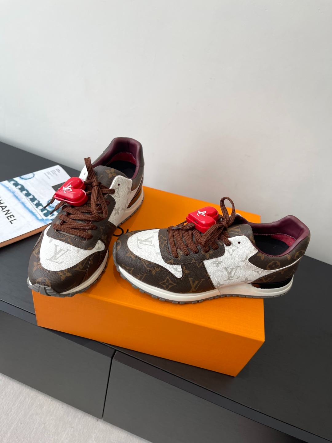 루*비통 클래식 남성 스니커즈