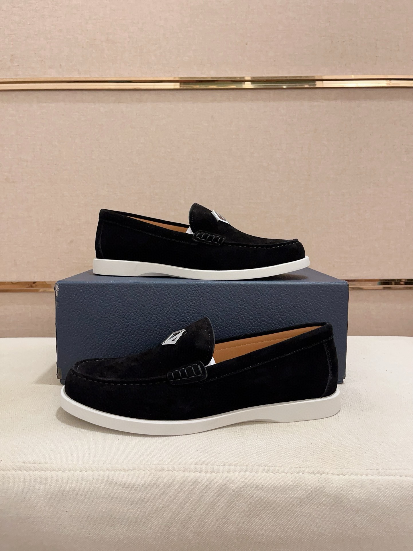 디* 신상 로얄 로퍼 스웨이드