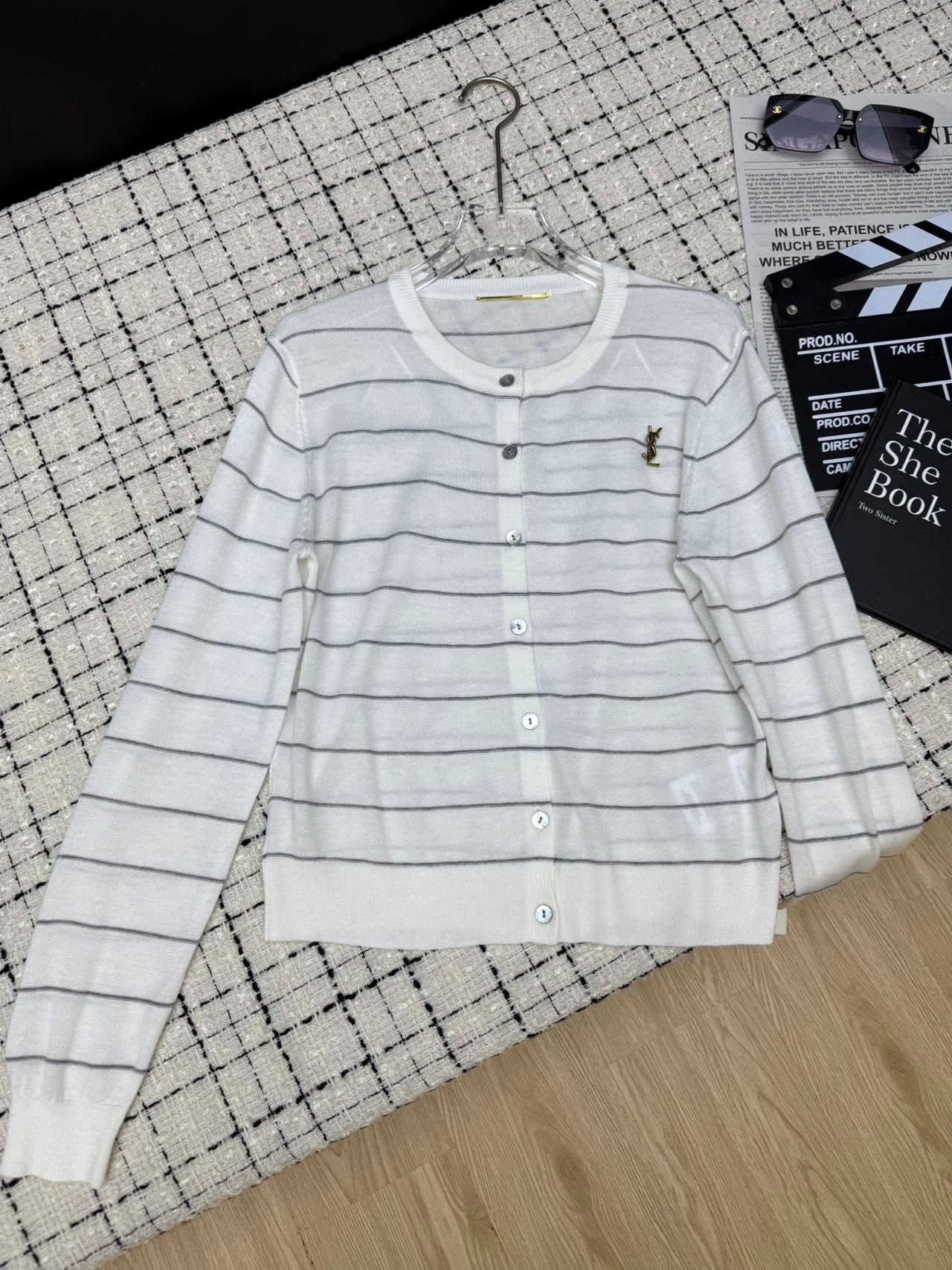 입*로랑 클래식 브로치 니트 가디건