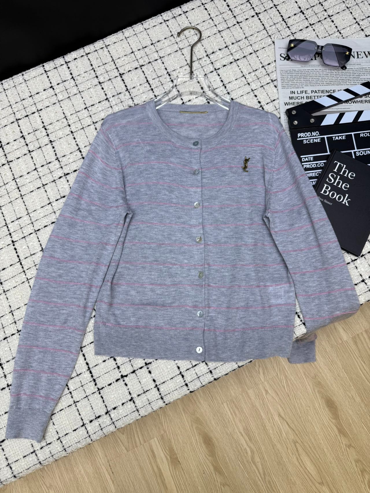 입*로랑 클래식 브로치 니트 가디건