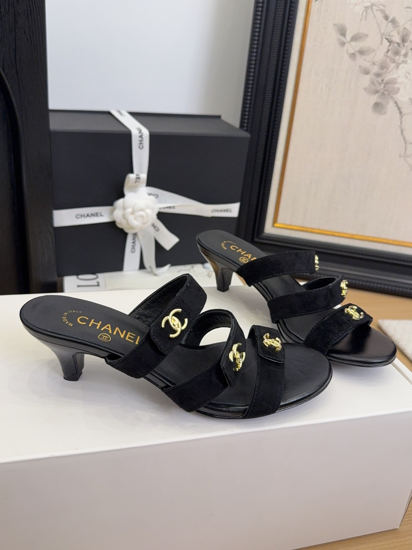 샤* 신상 고퀄리티 통굽 더블 c버클 슬리퍼