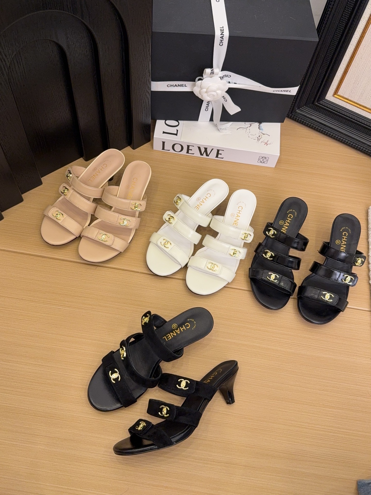 샤* 신상 고퀄리티 통굽 더블 c버클 슬리퍼