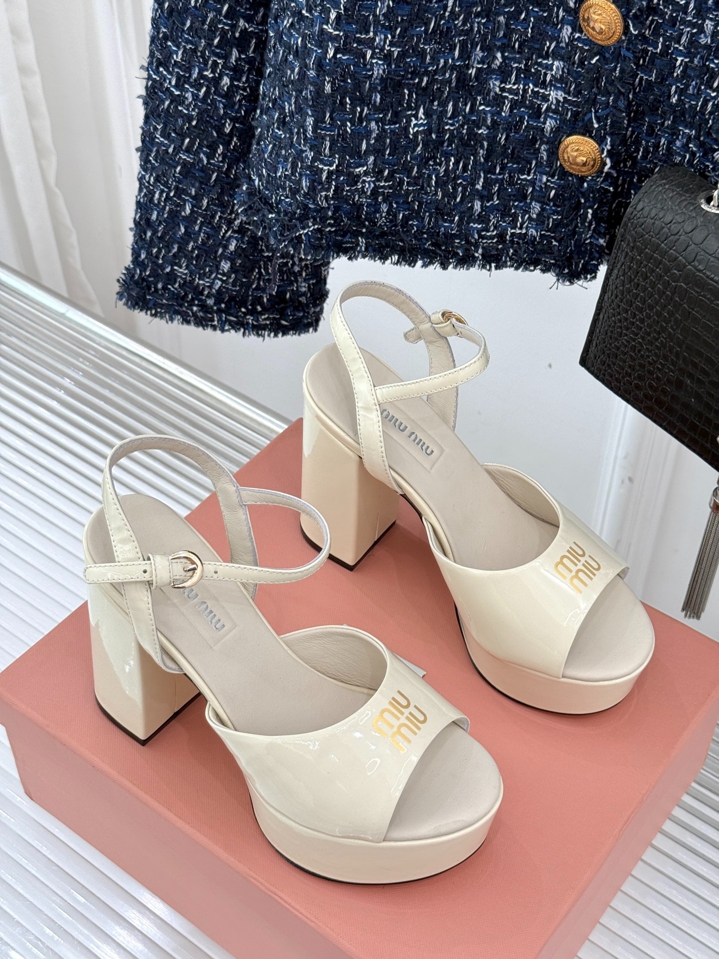 미*미* 25s 봄여름 신상 통굽 샌들