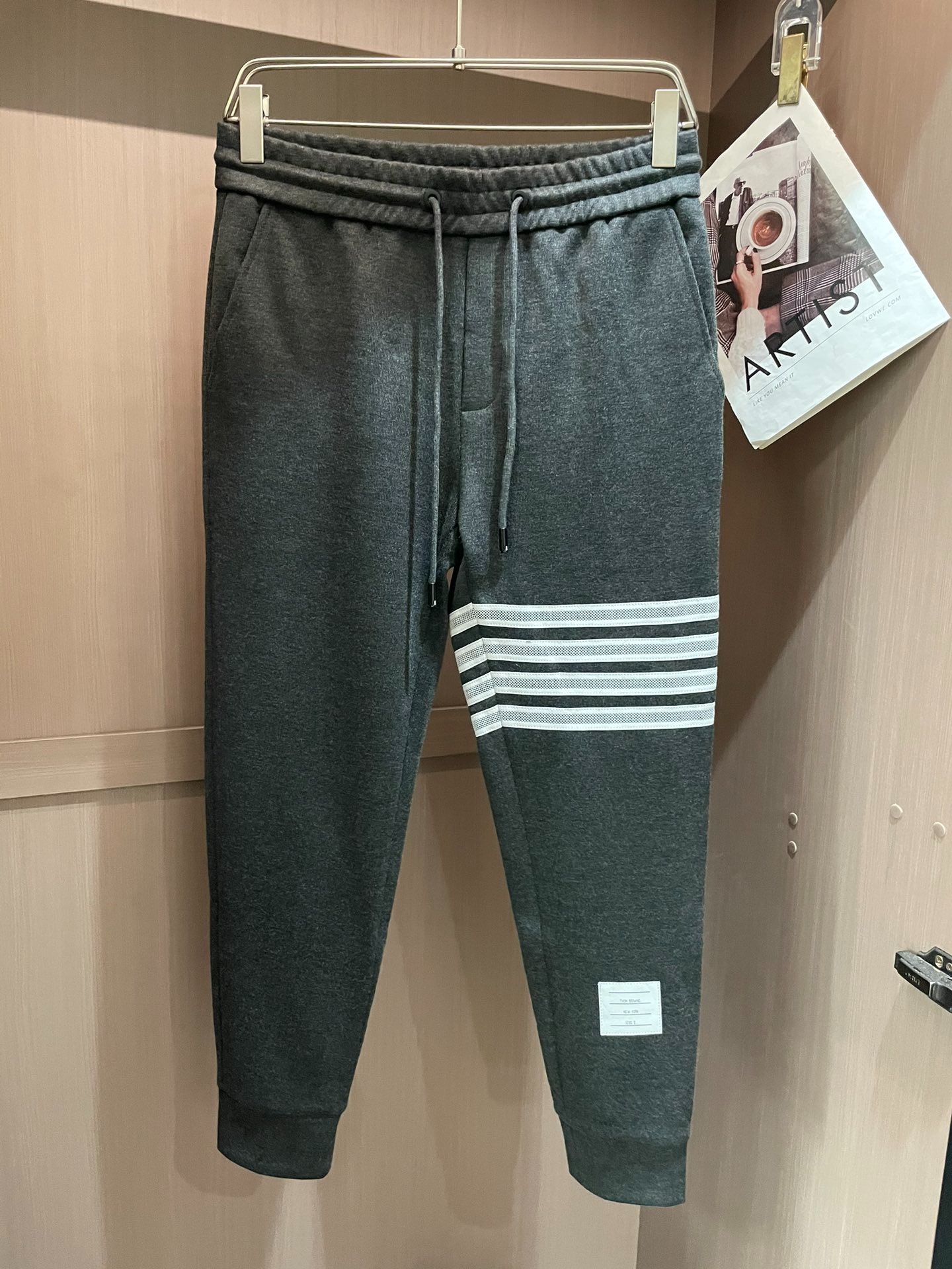 톰*라운 24 신상 매장과 같은 캐주얼 세트