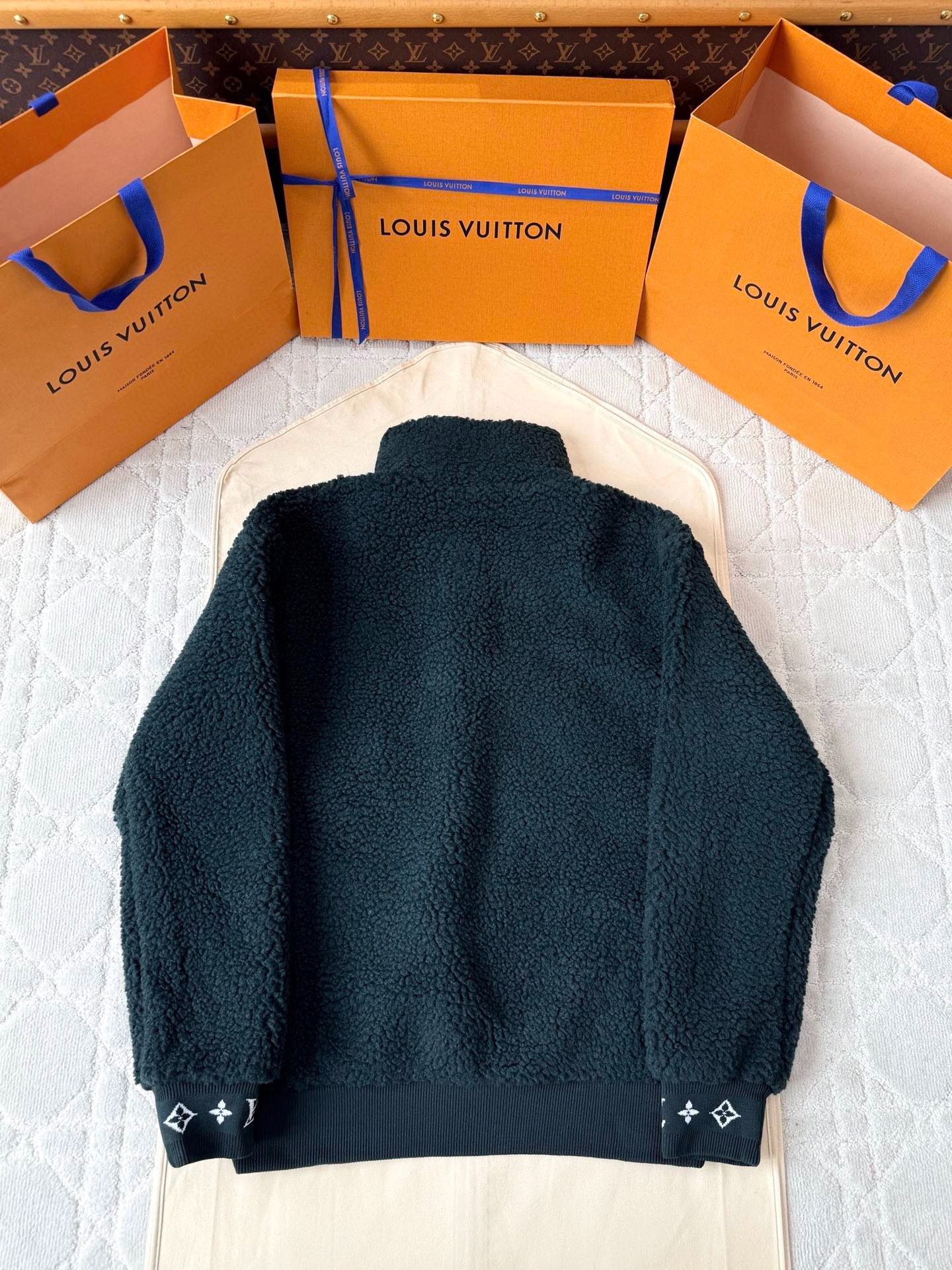 루*비통 25FW 신상 패치 푸들코트