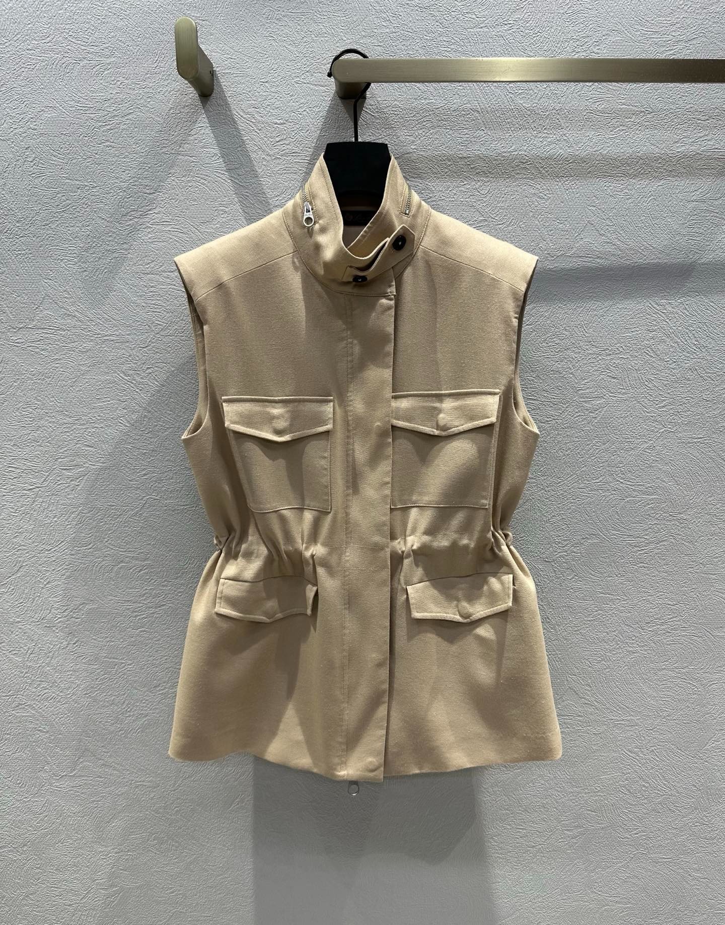 로로피아나  25 이른 봄 신상 조끼