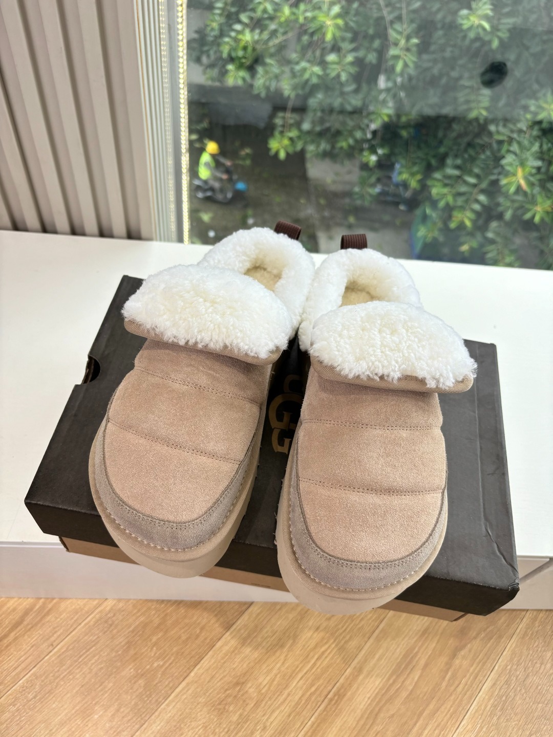 어* 신상 가죽 슬리퍼 통굽 스니커즈