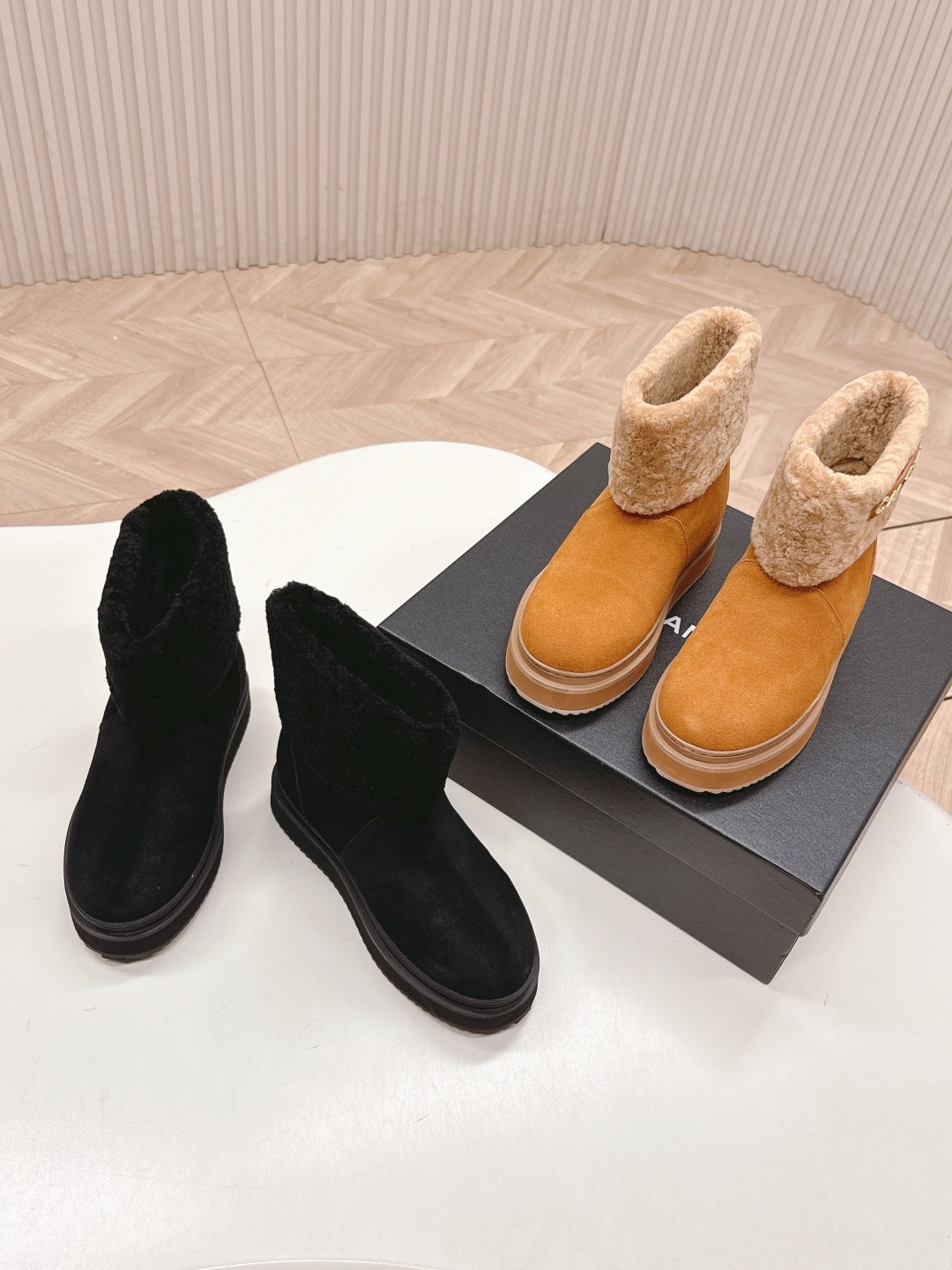 샤* 클래식 털부츠 스웨이드