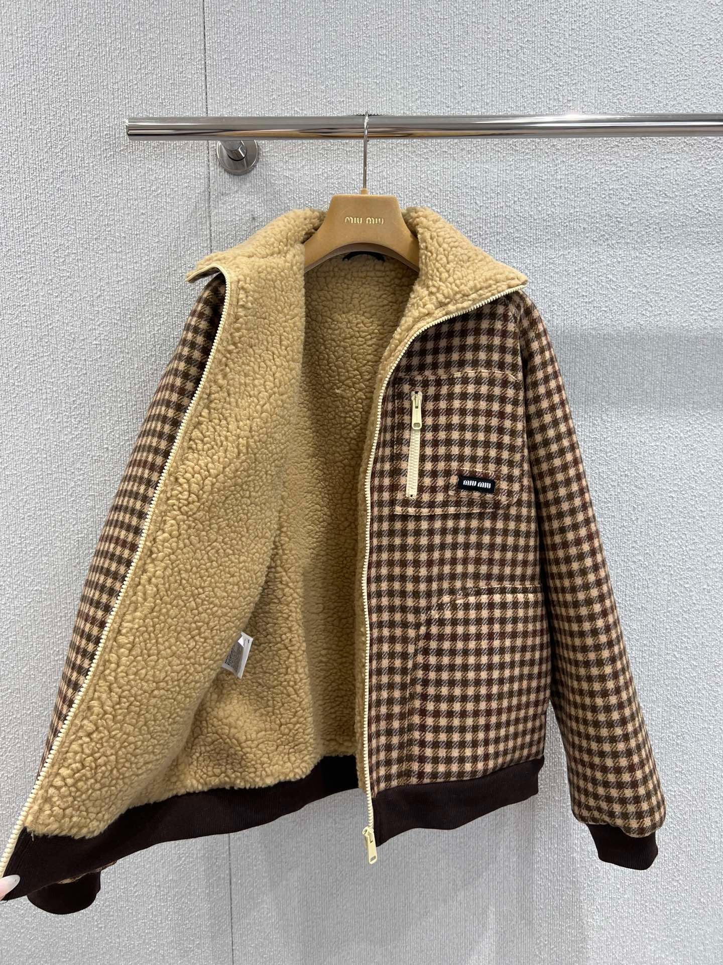 미*미* 25FW 신상 하운드투스 체크 패딩 점퍼