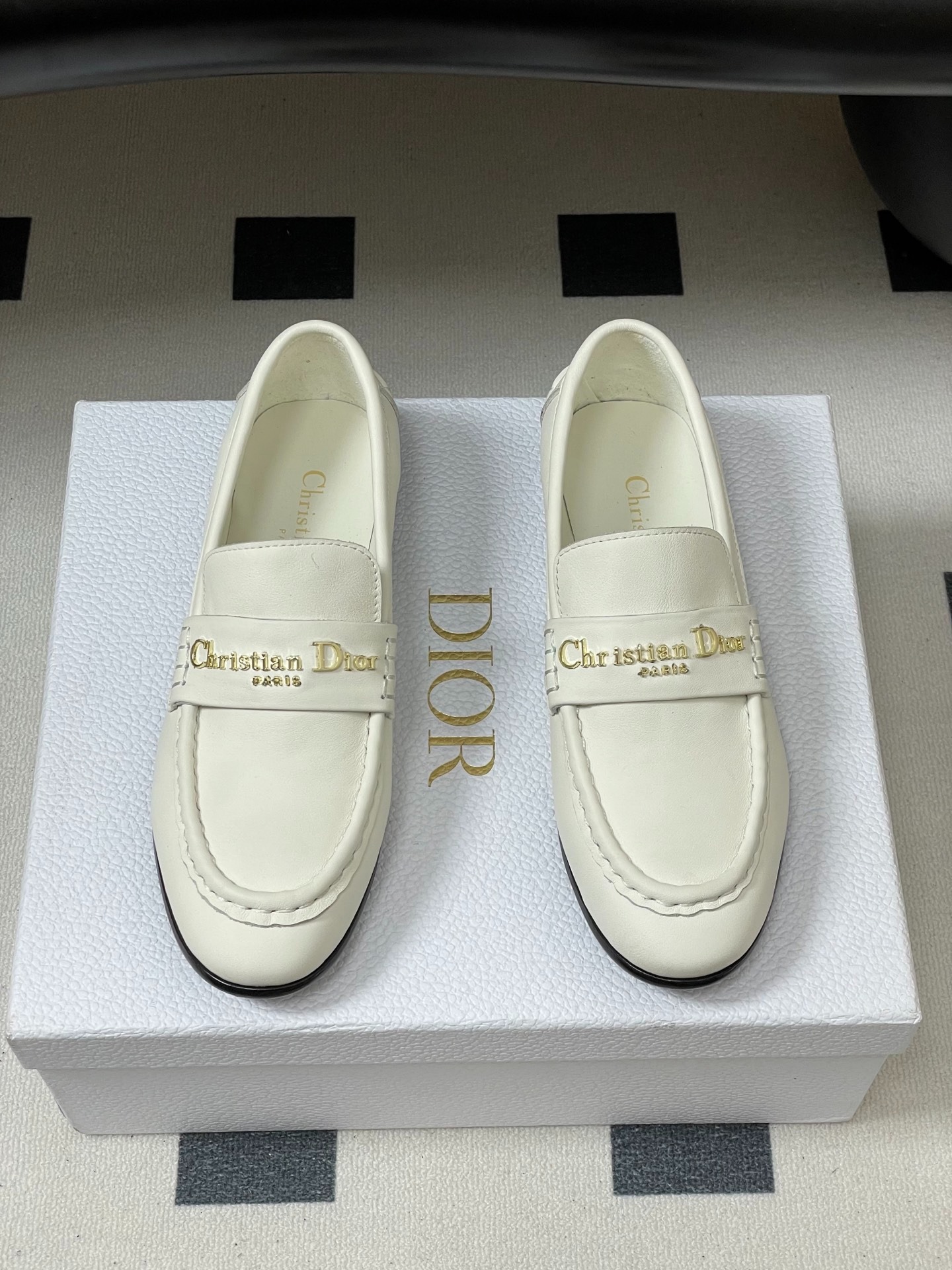 디* 25ss 올가을 신상 로퍼 플랫슈즈