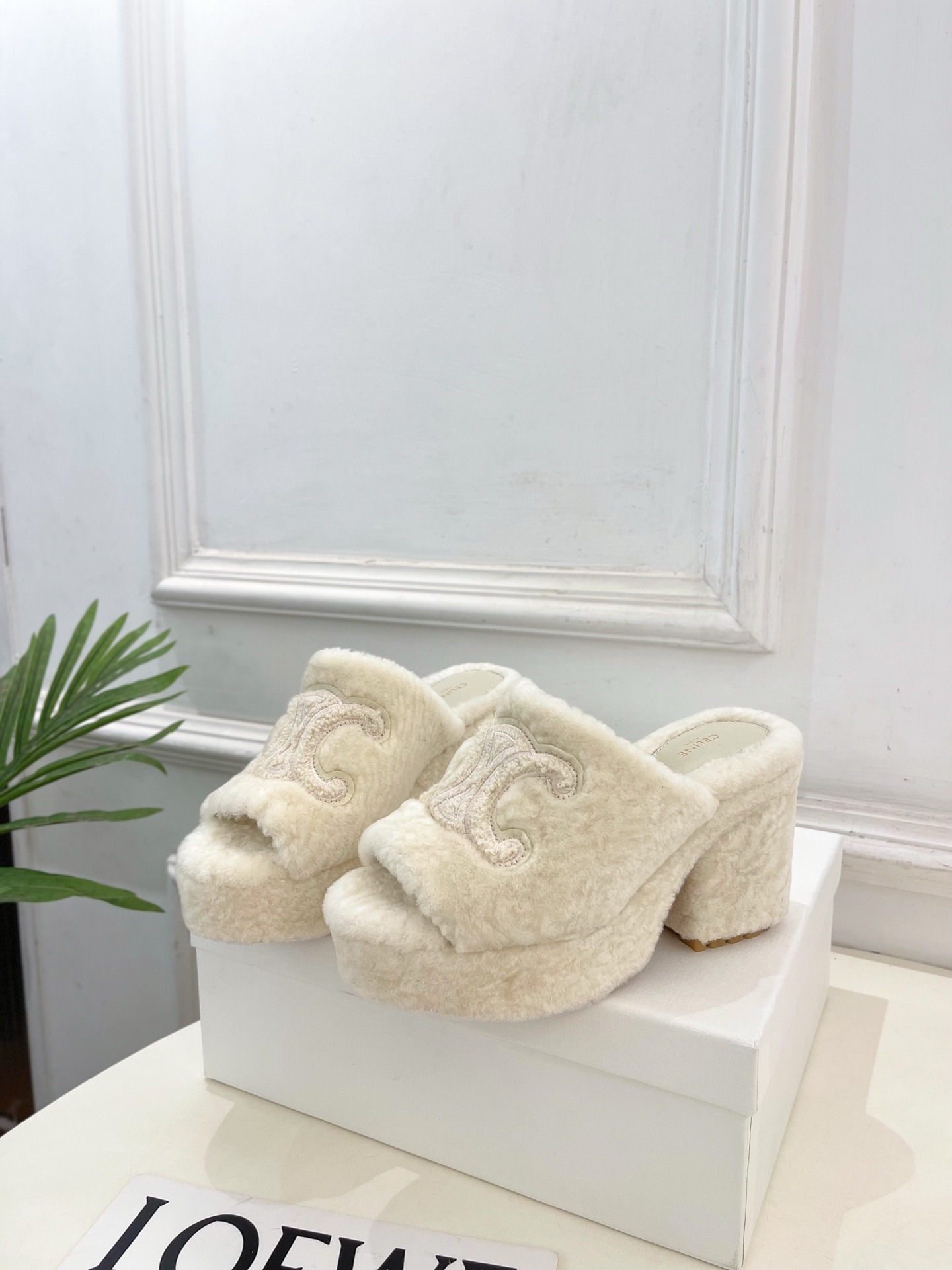 셀*느 25 신상 가보시힐 슬리퍼