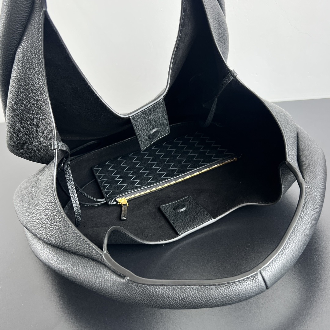 보*가 베네타 신상 캄파나 도트백