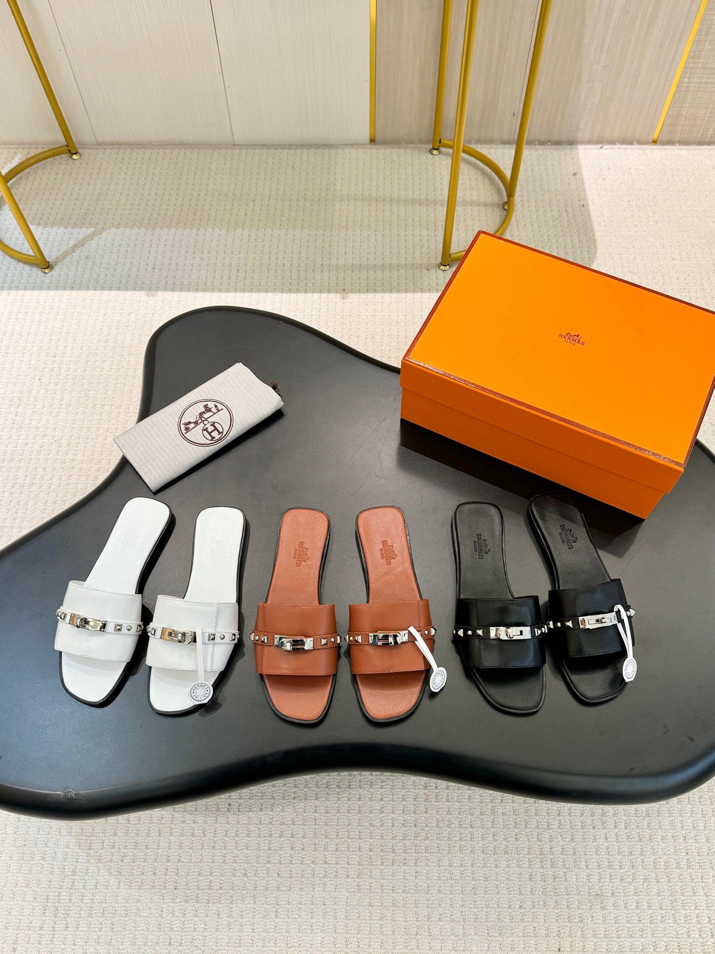 에*메스 플랫 슬리퍼