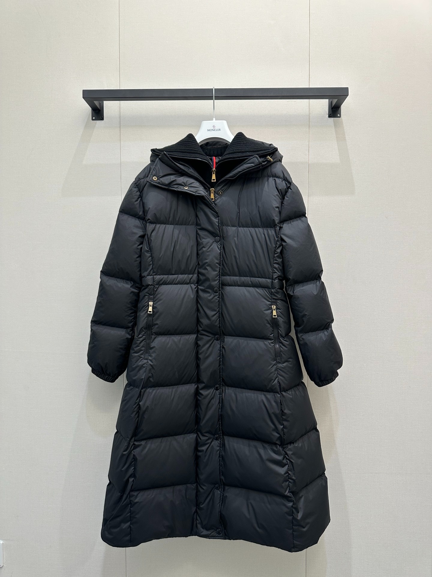 몽*레르 25 신상 후드 패치 니트 롱 패딩