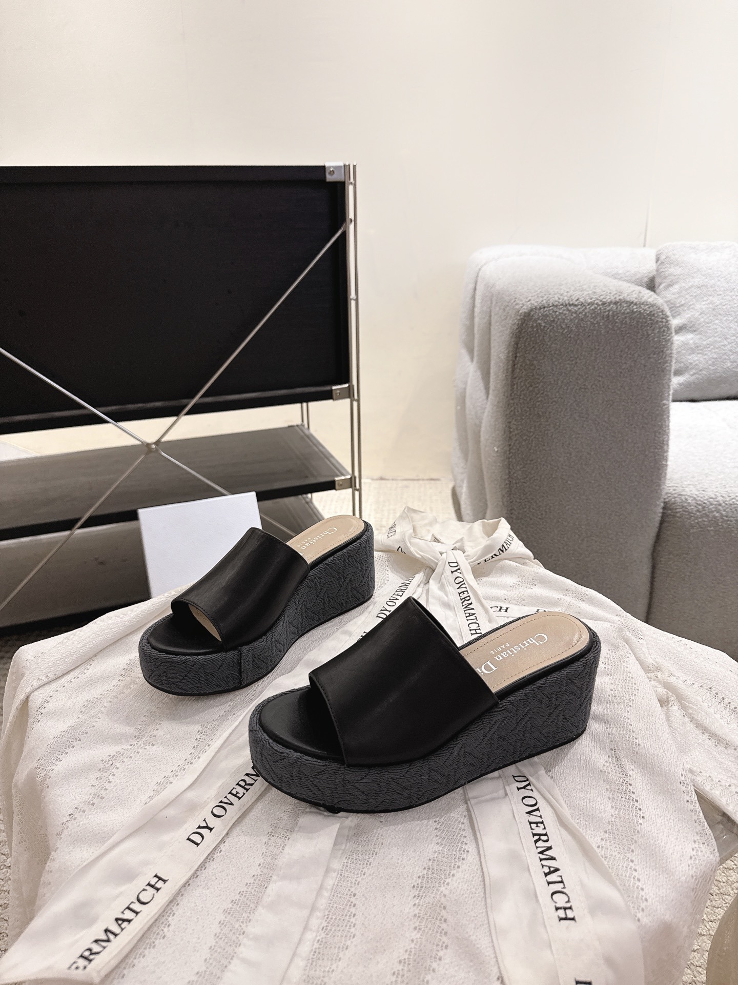 디* 25ss 봄여름 신상 Attitude 웨지힐 뮬