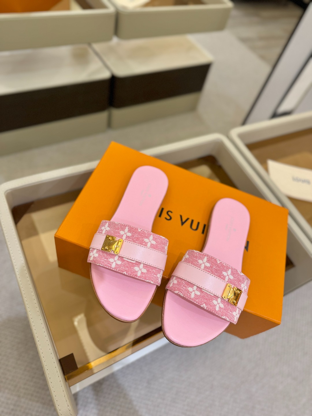 루*비통 클래식 플랫 슬리퍼