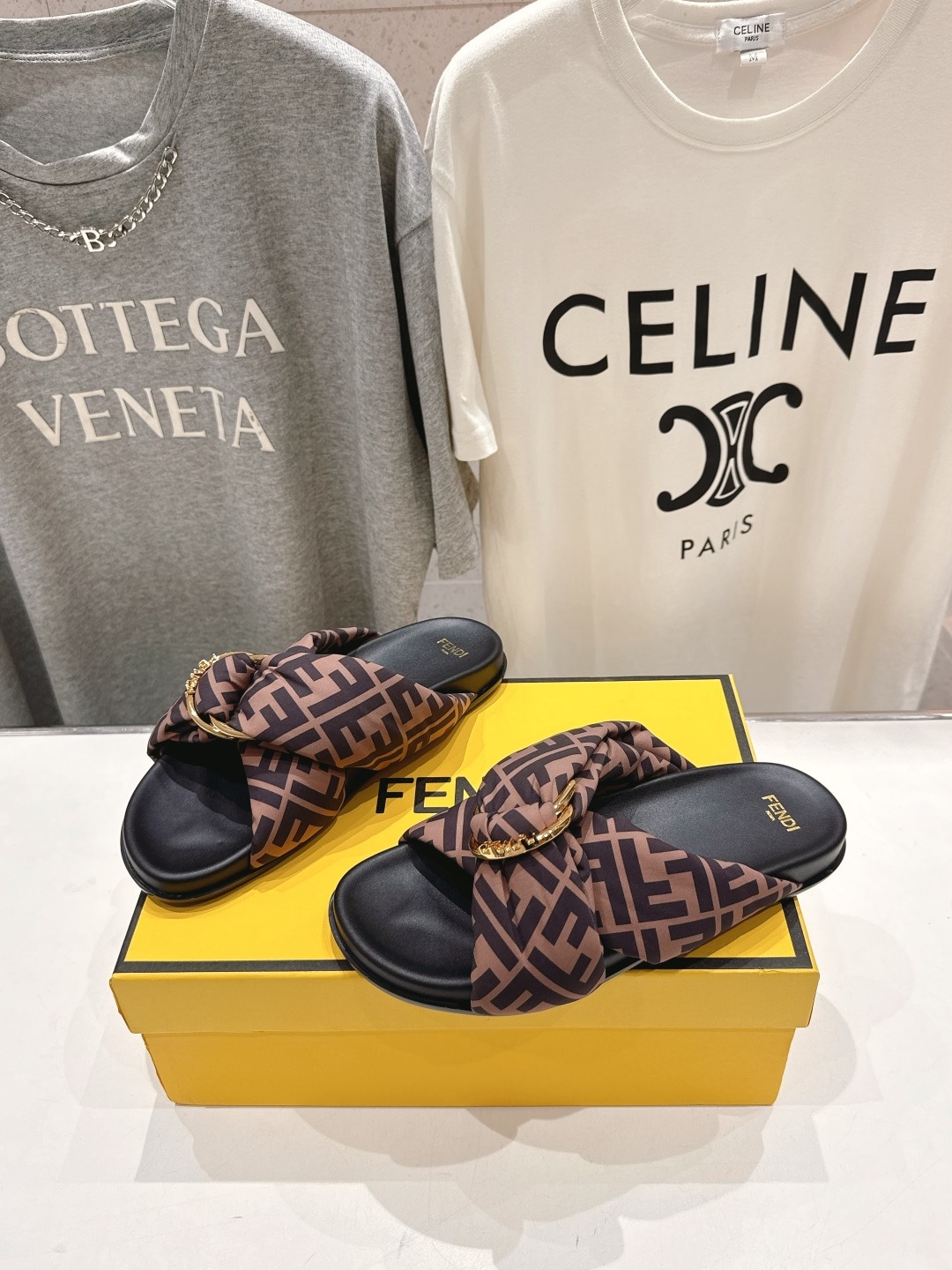 펜* 2025ss 여름 신상 슬리퍼