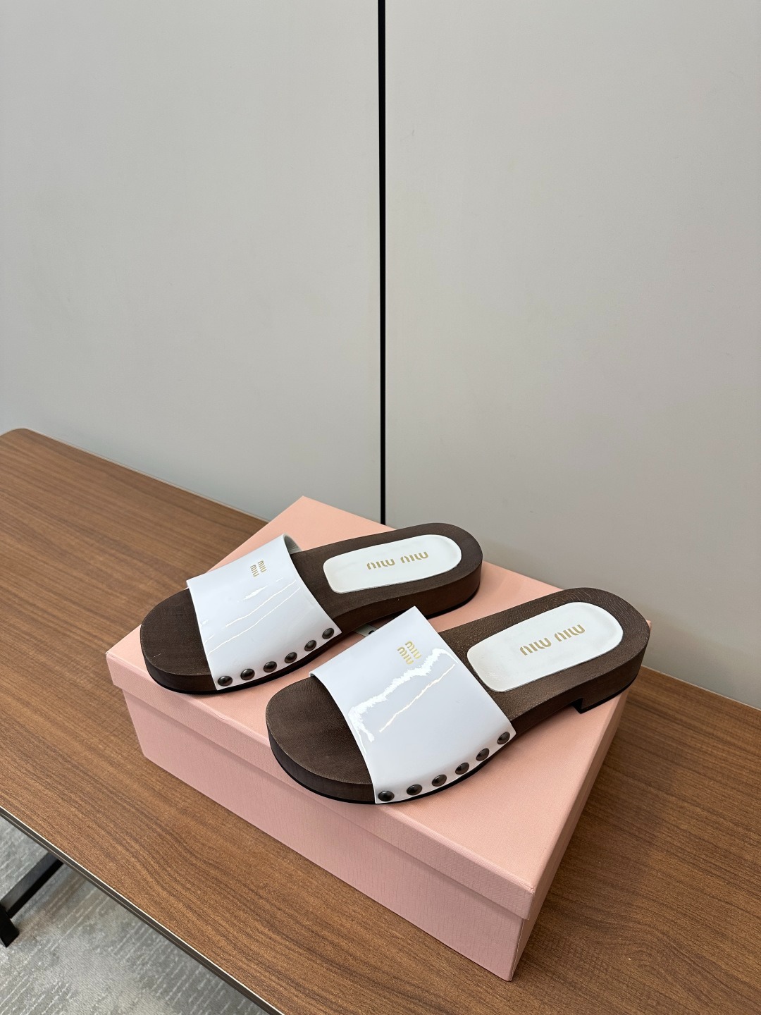 미*미* 2025 봄여름 신상 빈티지 슬리퍼